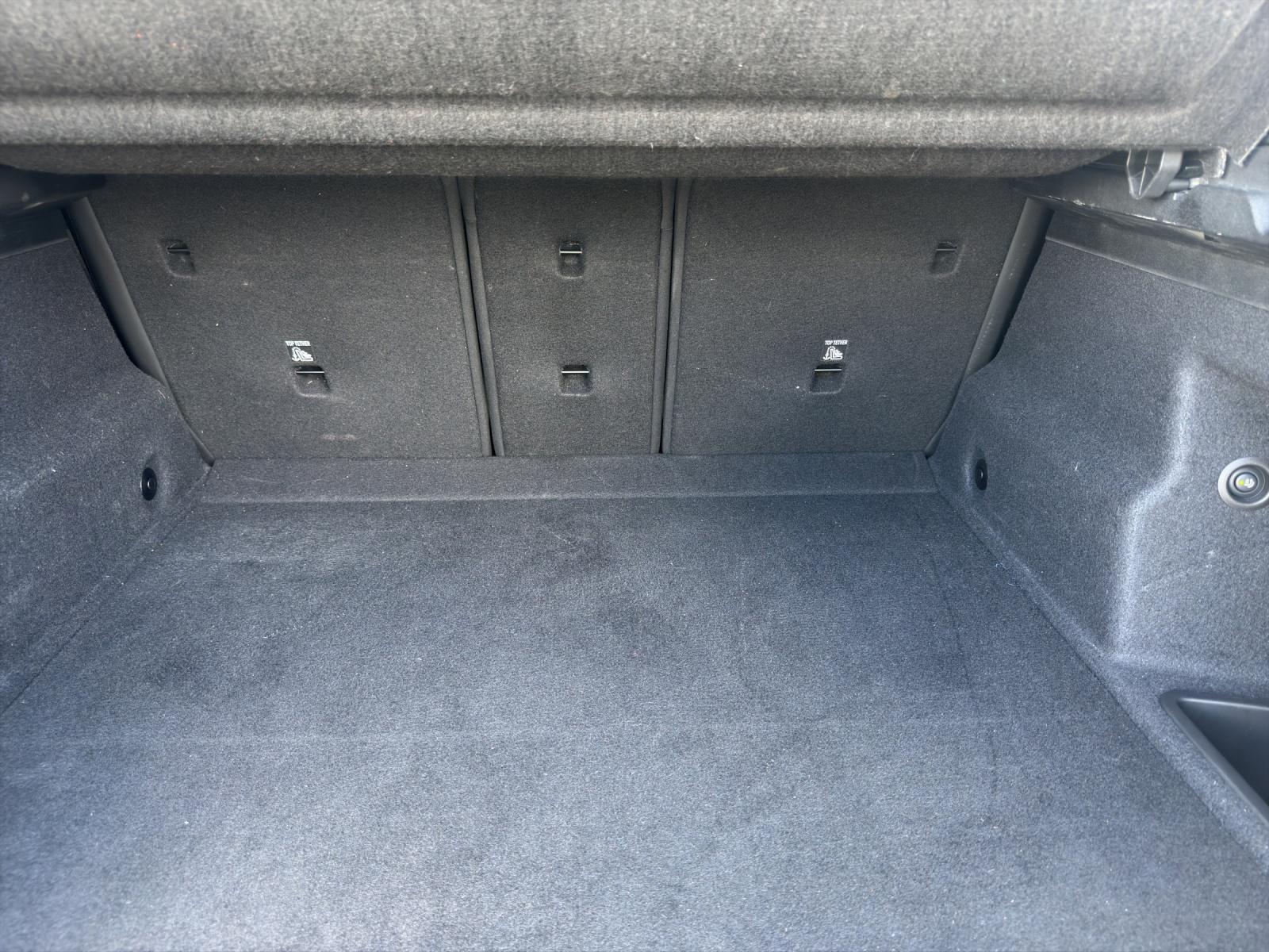 BMW X2 20d xDrive paddles-image-16