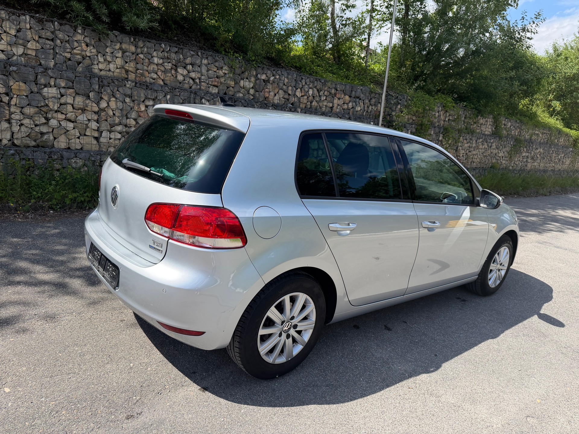 VW Golf 1.2 TSI BlueMotion Technology Team DSG-image-4