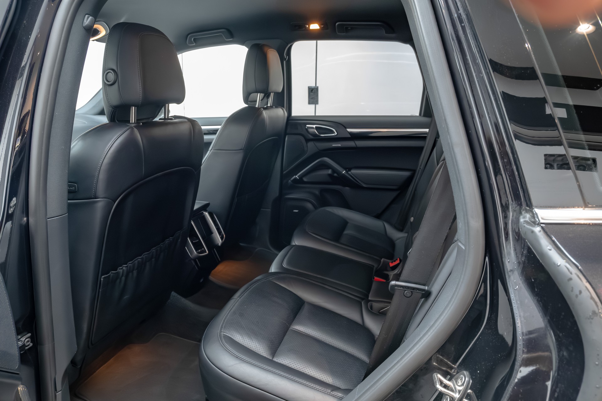 PORSCHE Cayenne Diesel Facelift-image-14