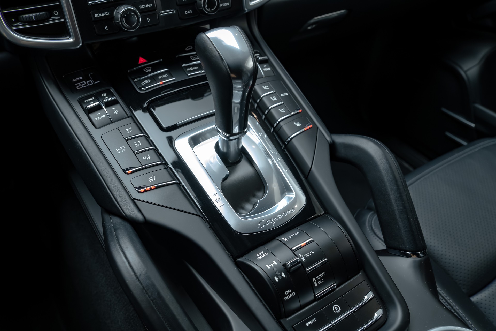 PORSCHE Cayenne Diesel Facelift-image-10