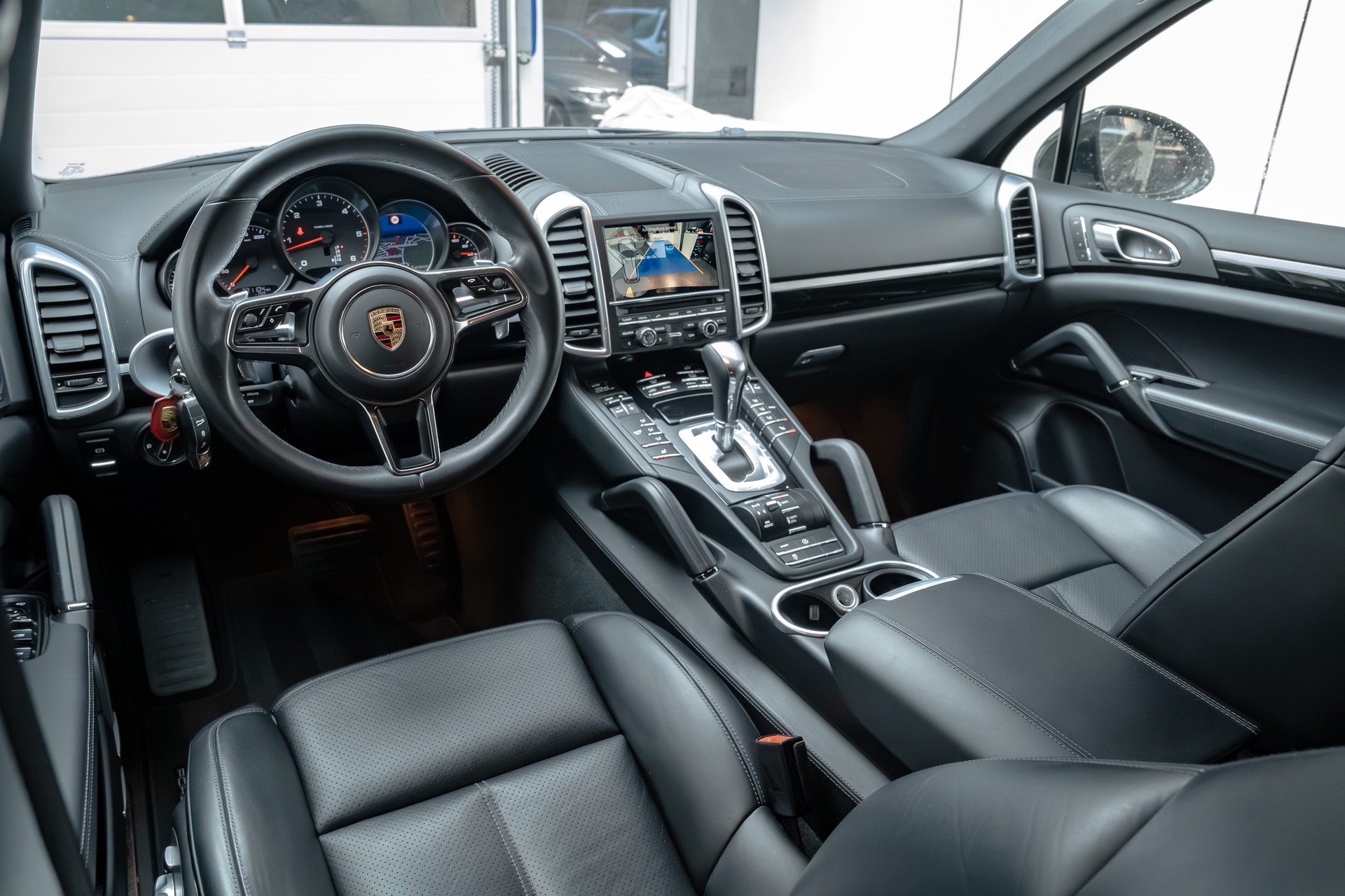 PORSCHE Cayenne Diesel Facelift-image-11