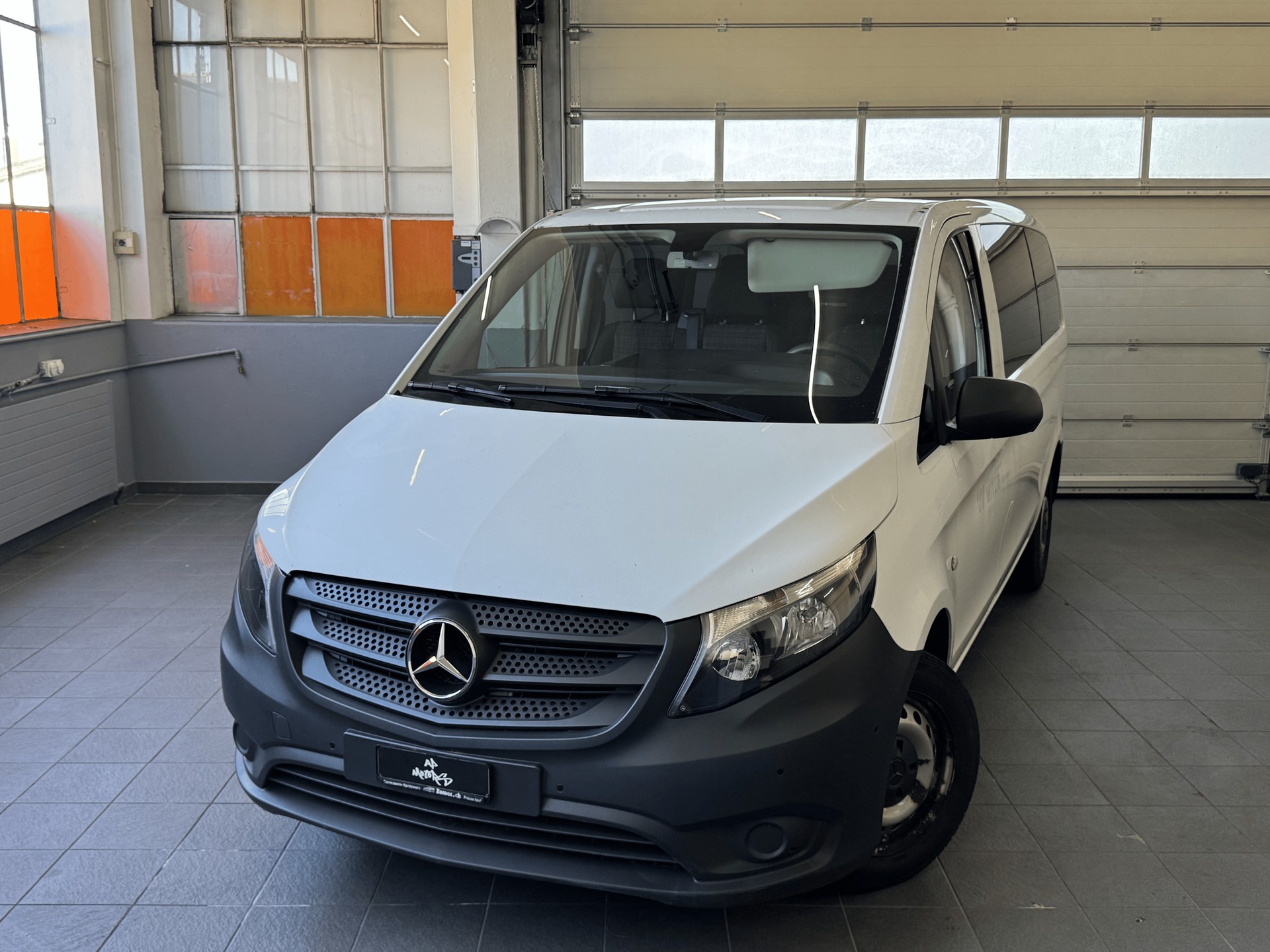 MERCEDES-BENZ Vito 114 BlueTec Tourer Pro EL 7G-Tronic-image-2