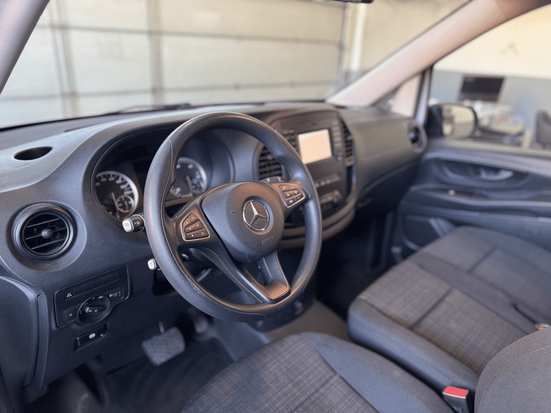MERCEDES-BENZ Vito 114 BlueTec Tourer Pro EL 7G-Tronic-image-6