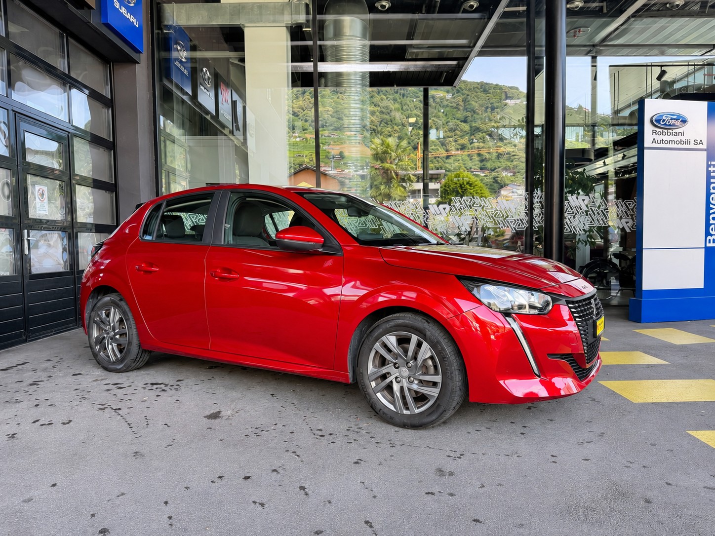 PEUGEOT 208 1.2 PureTech Active Pack-image-3