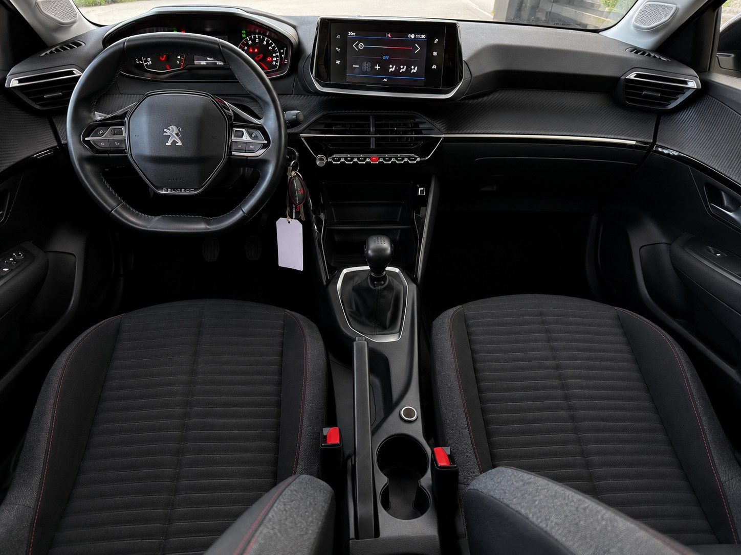 PEUGEOT 208 1.2 PureTech Active Pack-image-8