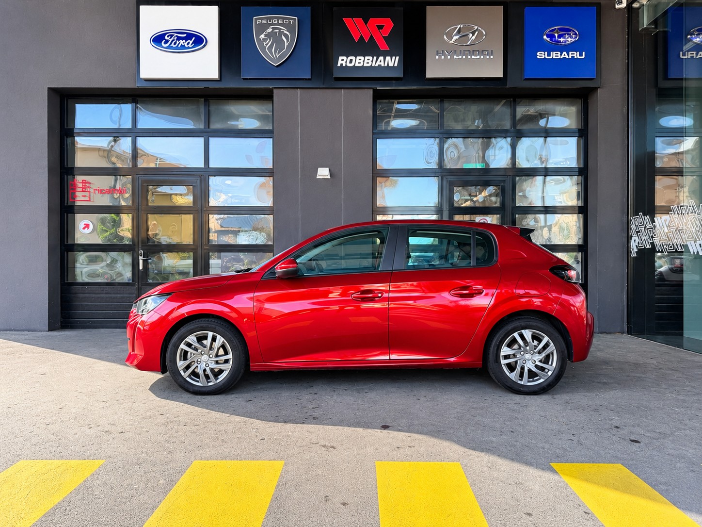PEUGEOT 208 1.2 PureTech Active Pack-image-1