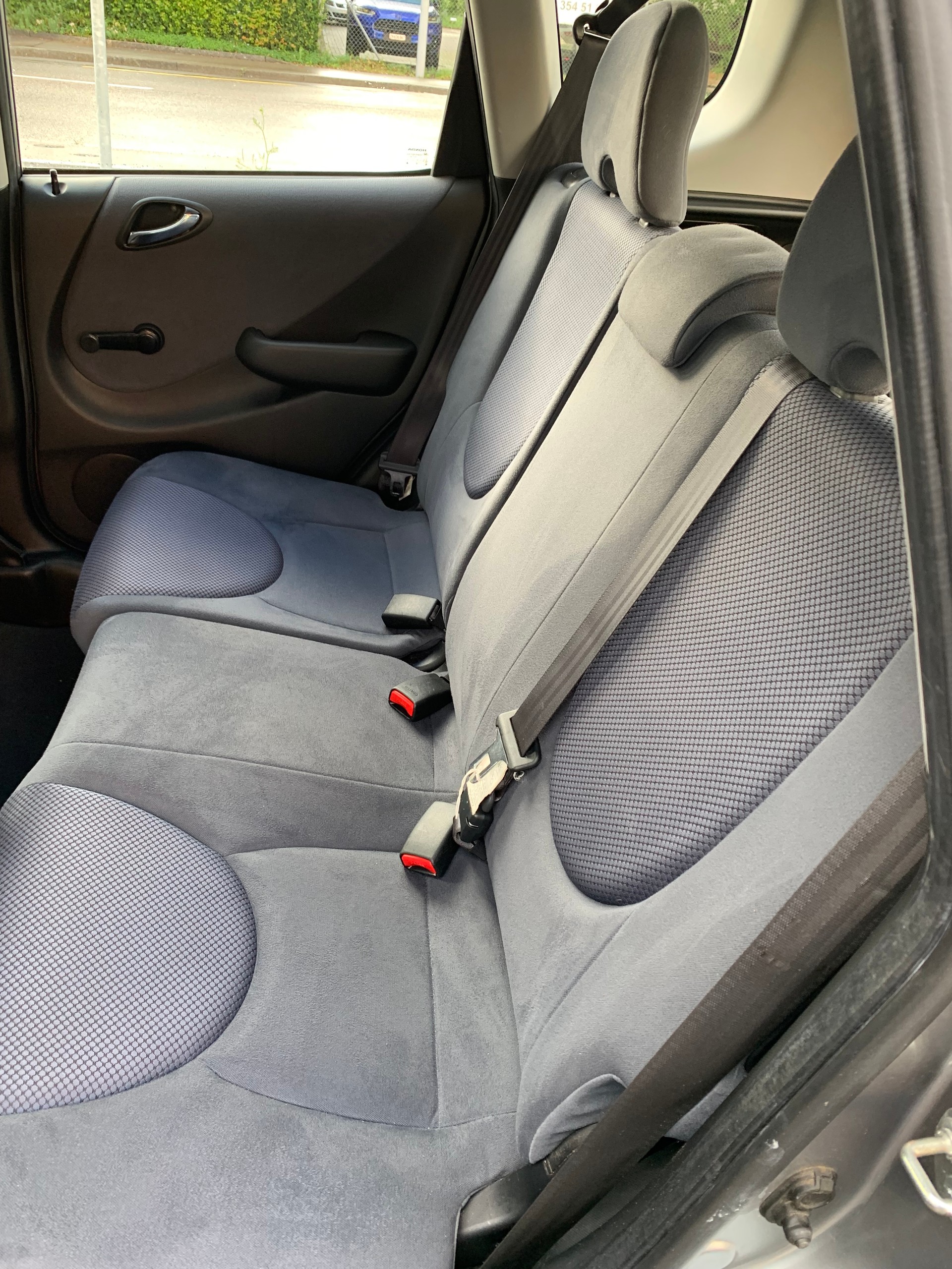 HONDA Jazz 1.4i LS Formula 1 CVT-image-6