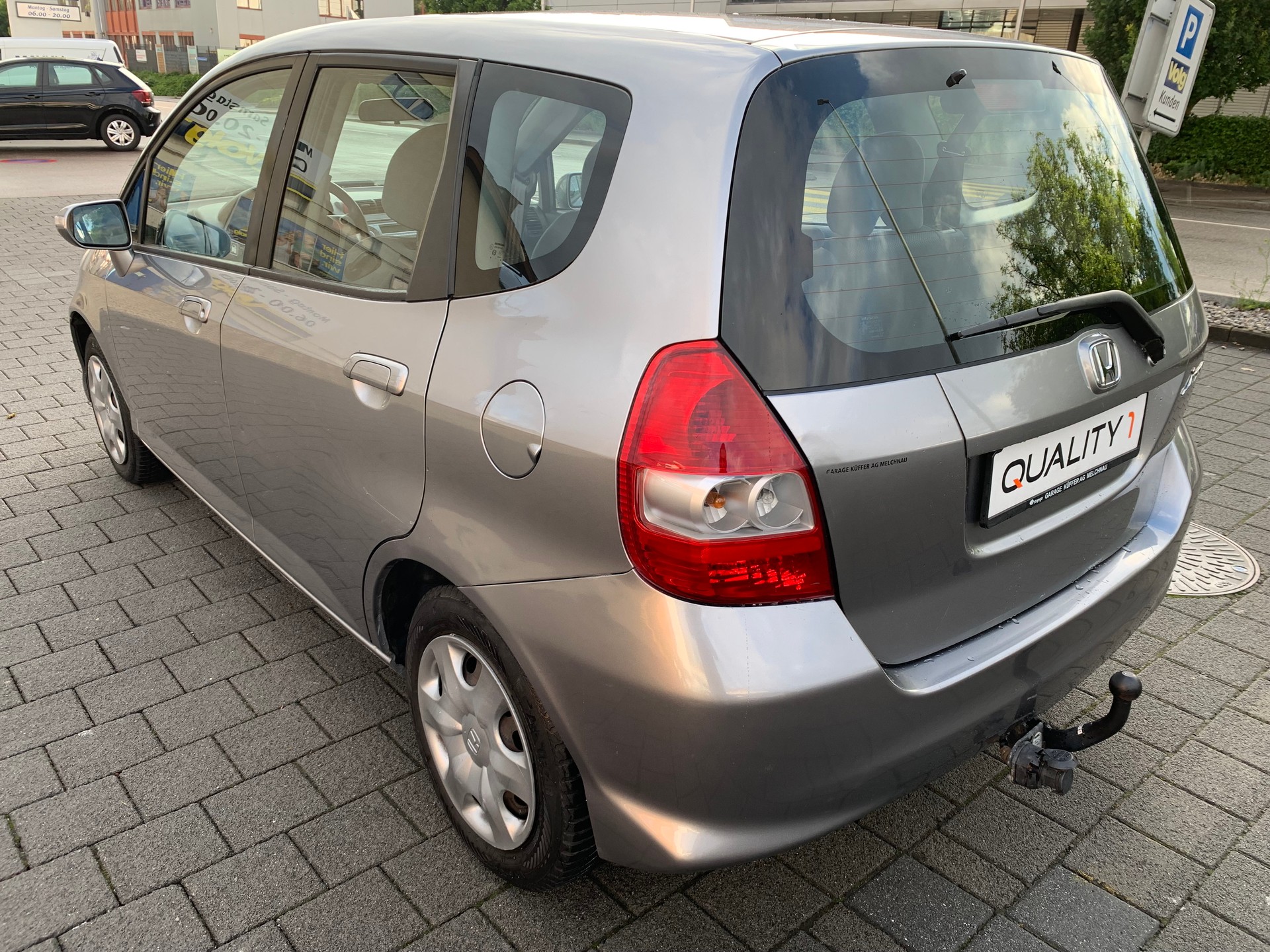 HONDA Jazz 1.4i LS Formula 1 CVT-image-2
