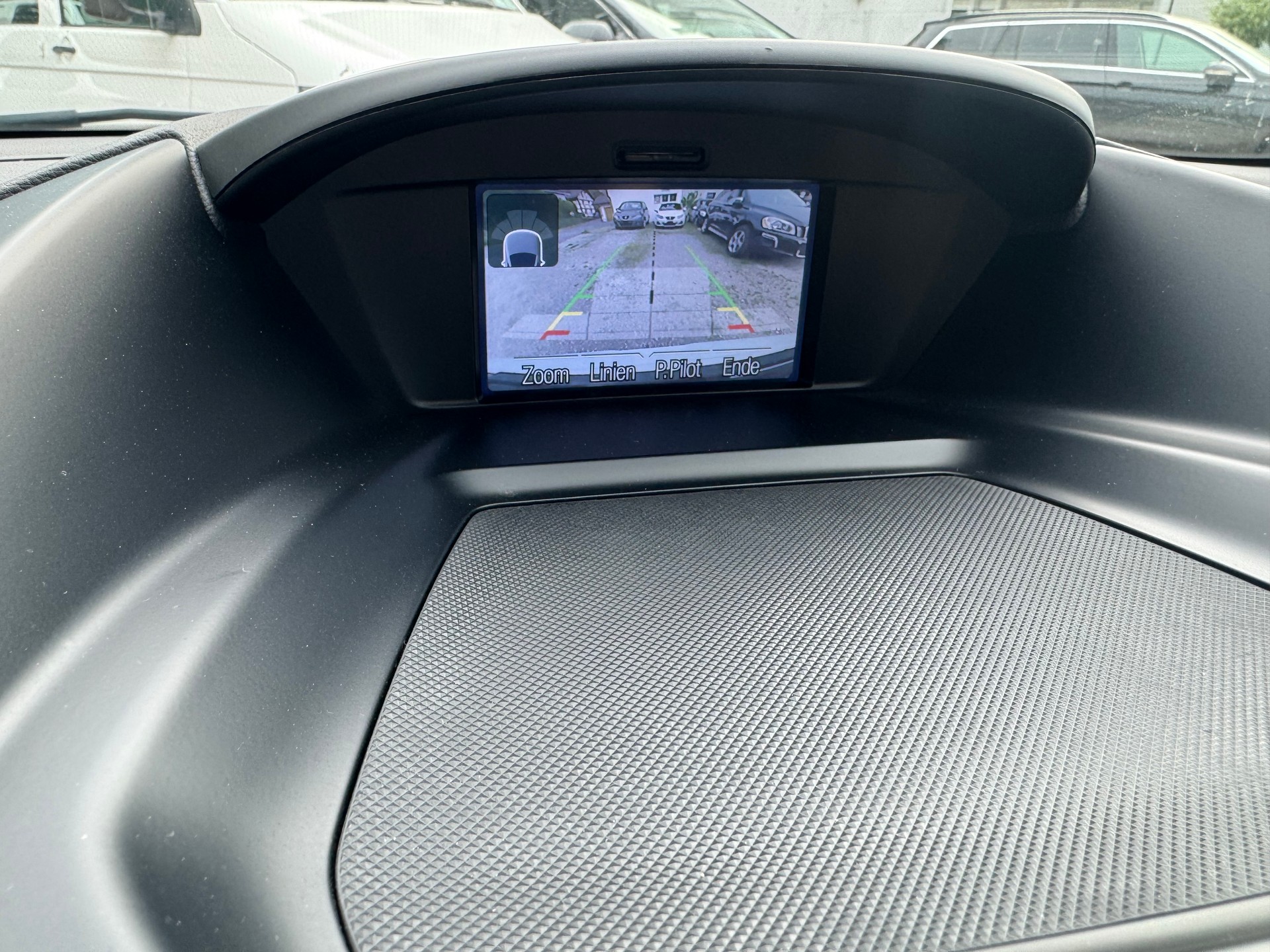 FORD Kuga 2.0 TDCi Titanium 4WD PowerShift-image-11