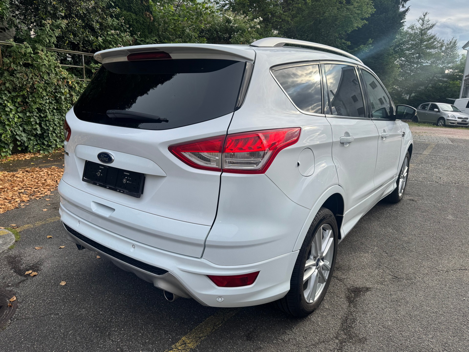 FORD Kuga 2.0 TDCi Titanium 4WD PowerShift-image-6