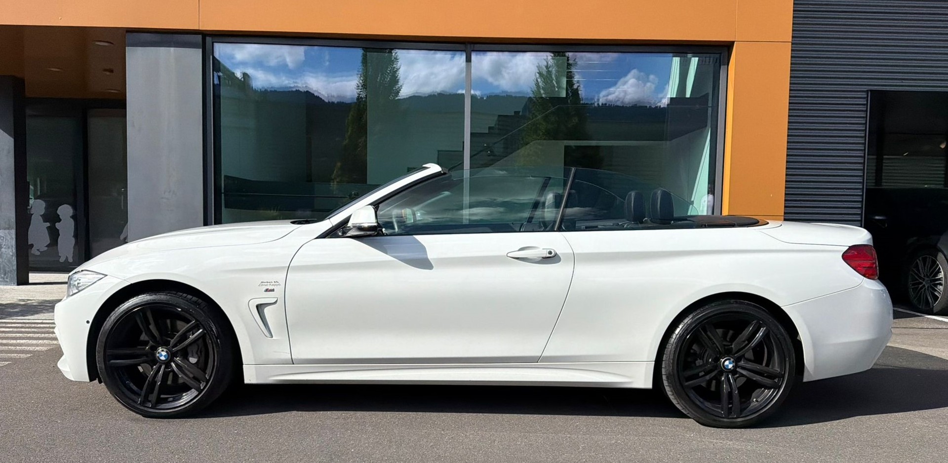 BMW 435i xDrive SAG Cabrio-image-3