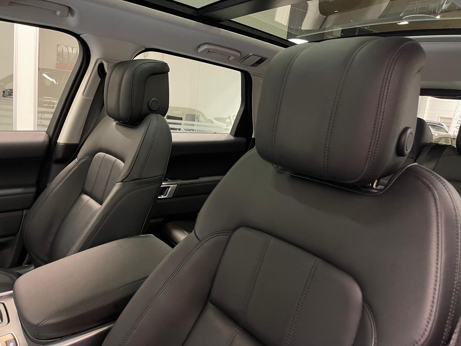 LAND ROVER Range Rover Sport 3.0 TDV6 SE-image-13
