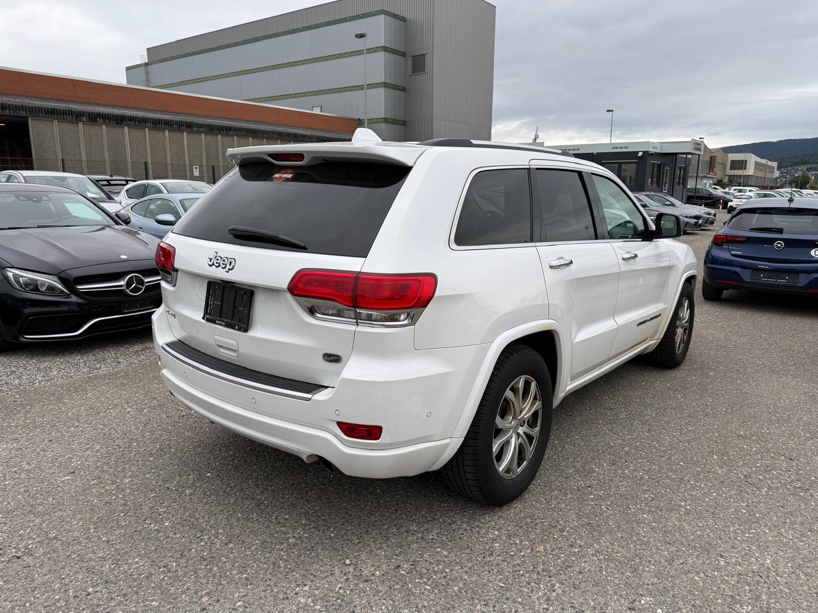 JEEP Grand Cherokee 3.0 CRD 250 Overland-image-3