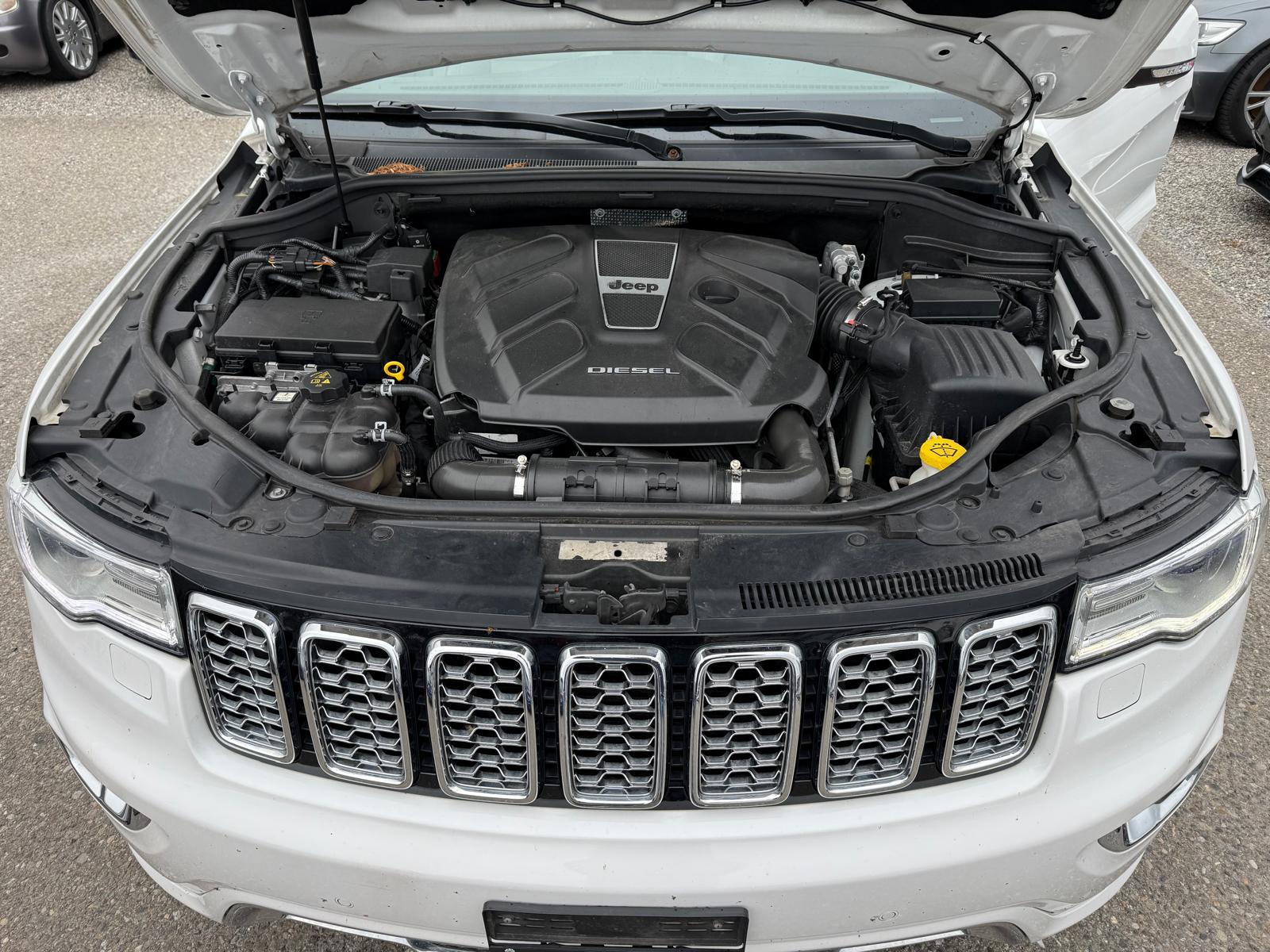 JEEP Grand Cherokee 3.0 CRD 250 Overland-image-16