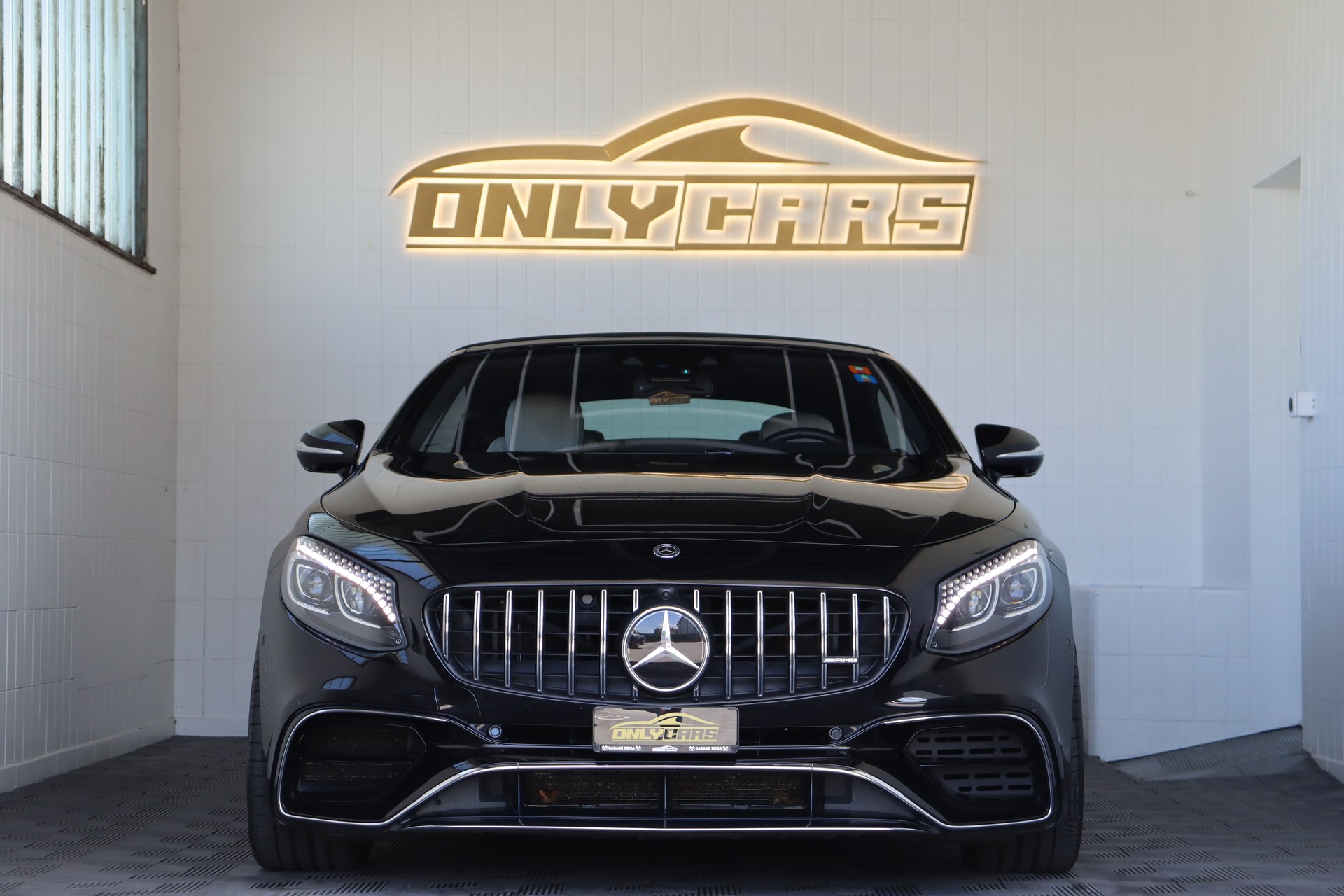 MERCEDES-BENZ S 63 AMG CABRIOLET 4MATIC SPEEDSHIFT MCT ** FACELIFT OHNE OPF ** BURMESTER HIGH END ** 5/5 KNÖPFEN ** WHITE INTERIOR **-image-2