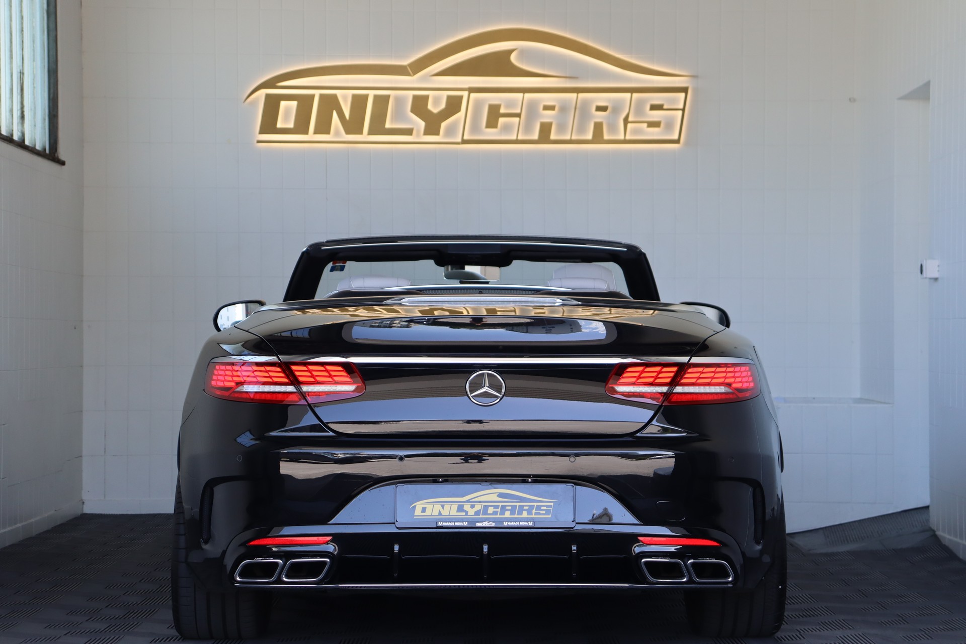 MERCEDES-BENZ S 63 AMG CABRIOLET 4MATIC SPEEDSHIFT MCT ** FACELIFT OHNE OPF ** BURMESTER HIGH END ** 5/5 KNÖPFEN ** WHITE INTERIOR **-image-10