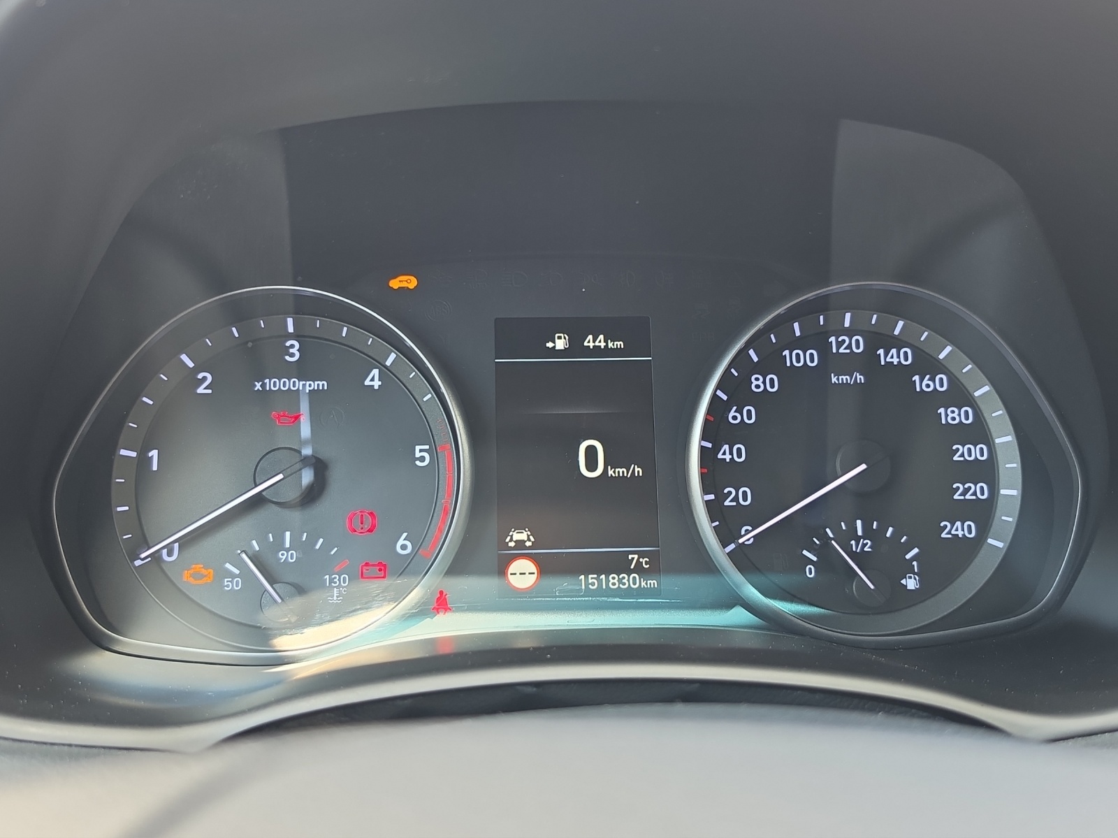HYUNDAI i30 Wagon 1.6 CRDi Vertex-image-15