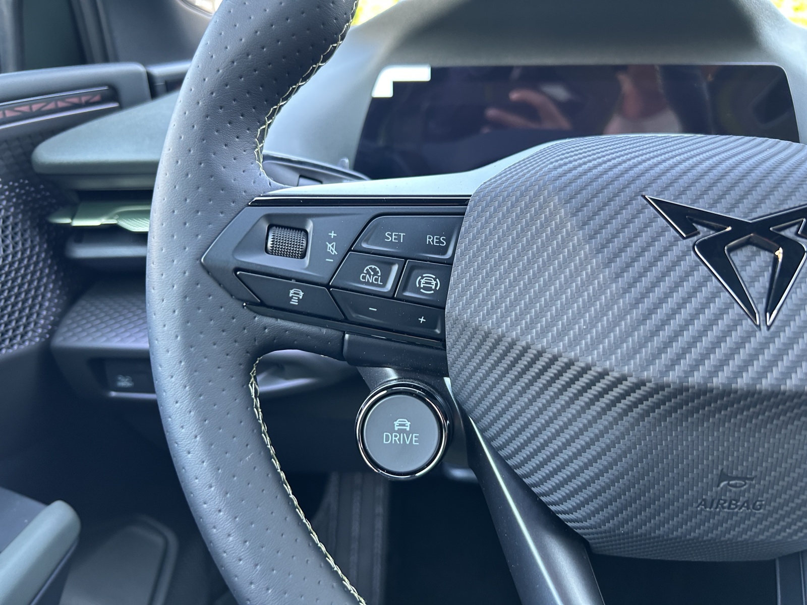 CUPRA Raval 52 kWh VZ Extreme Launch Edition-image-6
