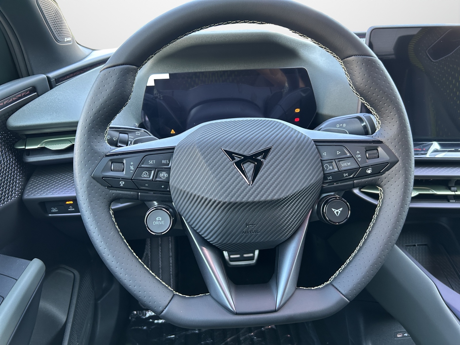 CUPRA Raval 52 kWh VZ Extreme Launch Edition-image-5