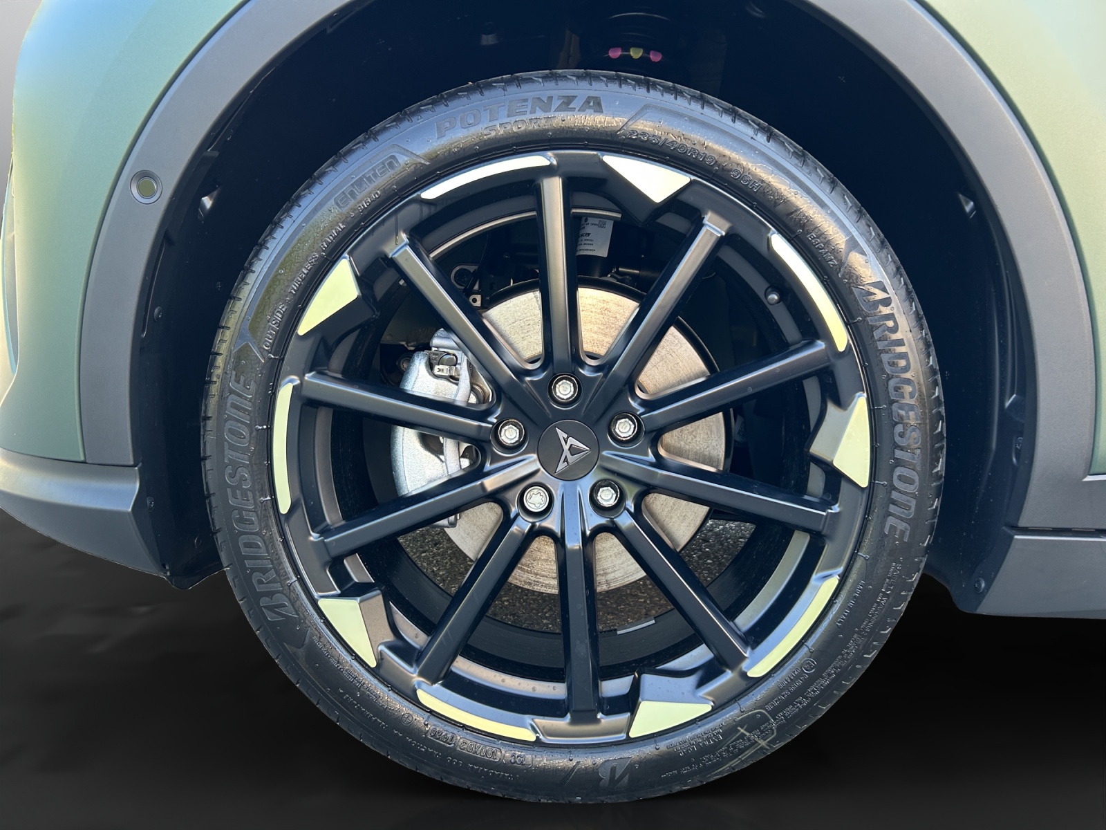 CUPRA Raval 52 kWh VZ Extreme Launch Edition-image-16