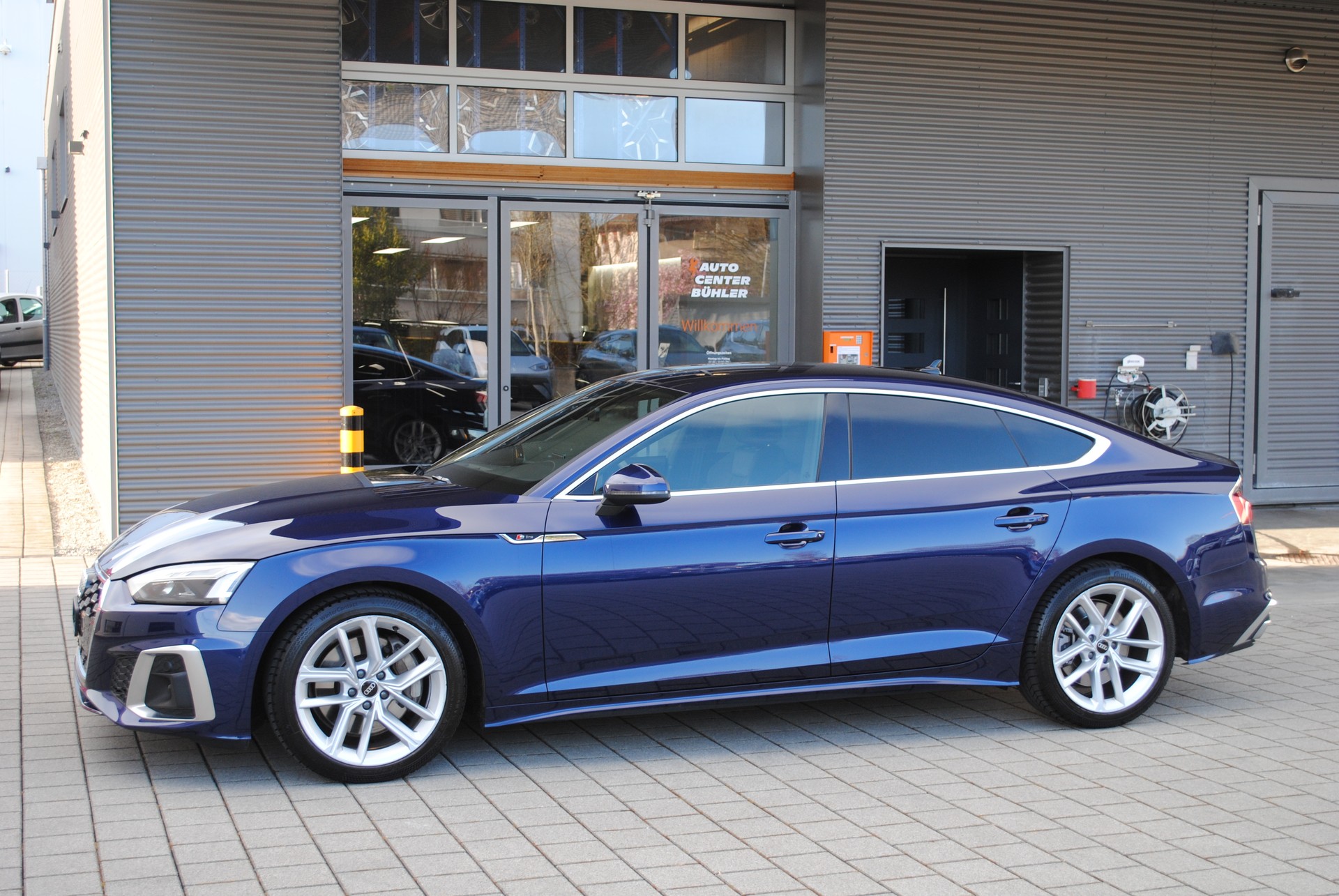 AUDI A5 Sportback 45 TFSI S-Line S-tronic quattro-image-3