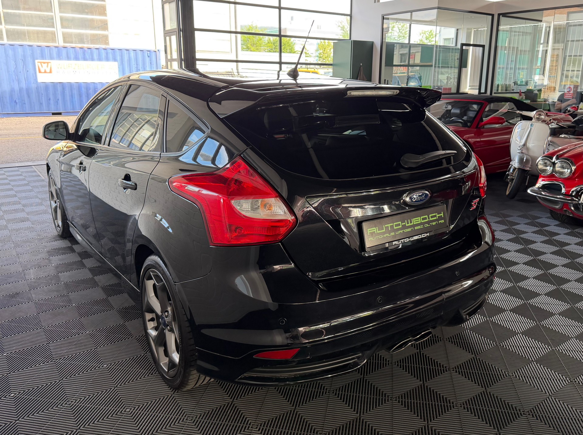 FORD Focus 2.0 SCTi ST-2 250 PS-image-4