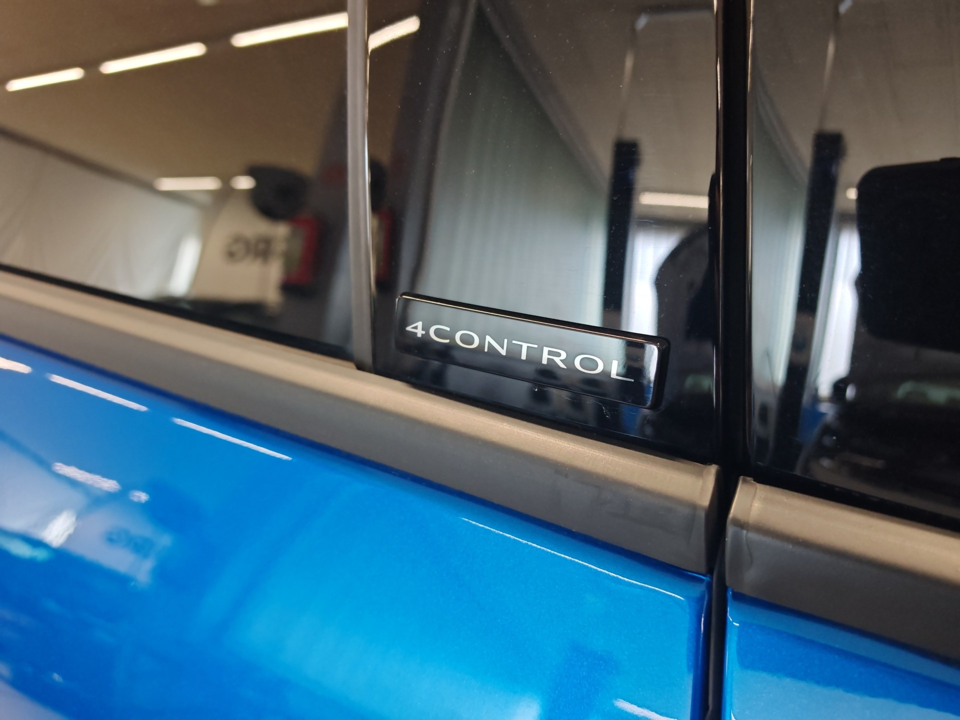 RENAULT Rafale 1.2 E-Tech Hybrid 200 Esprit Alpine-image-25