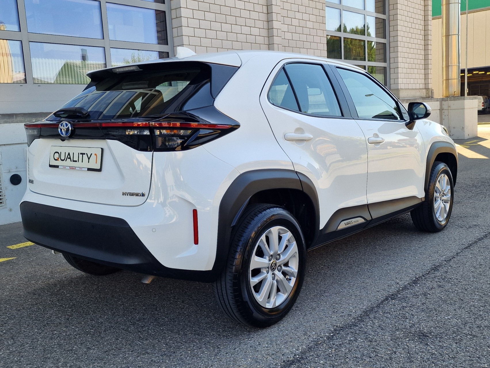 TOYOTA Yaris Cross 1.5 Comfort e-CVT-image-4
