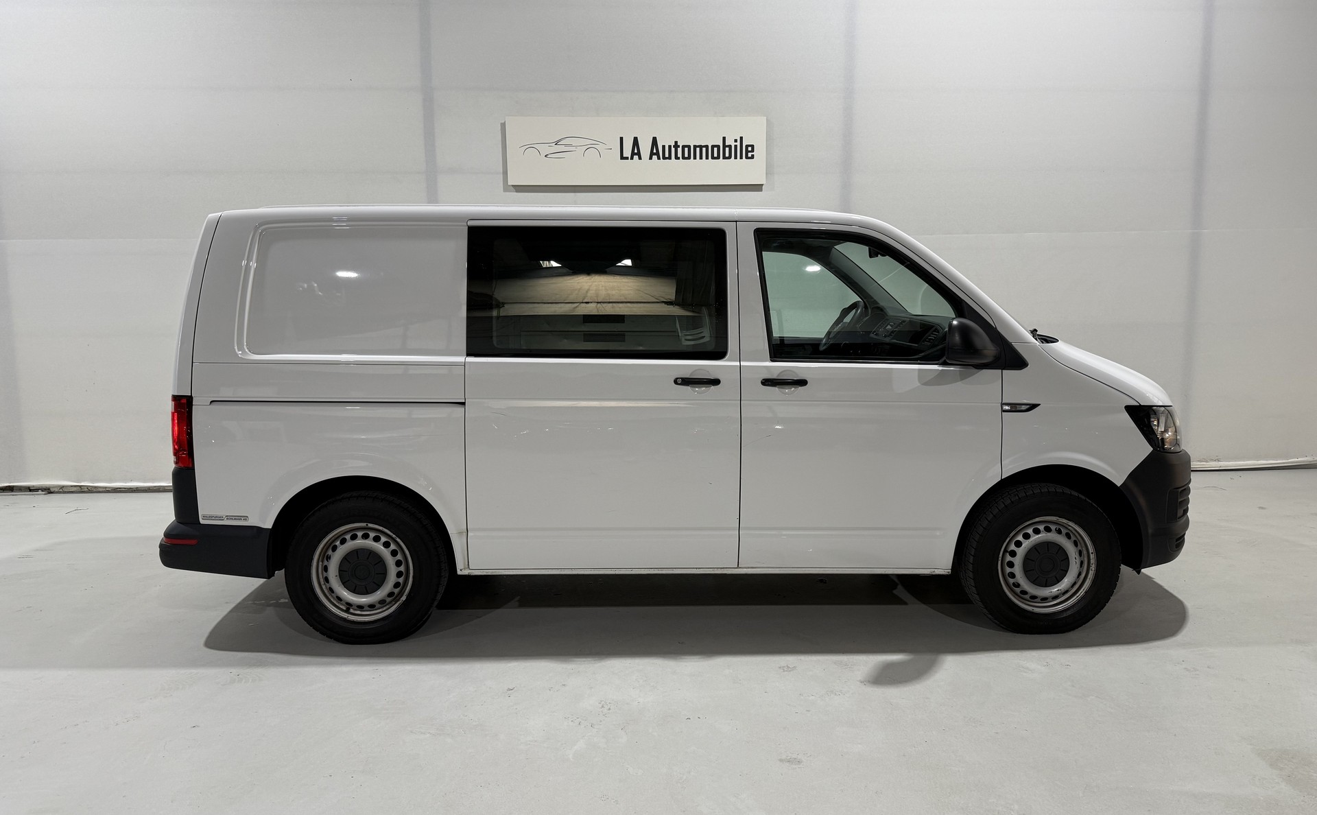 VW T6 2.0 TDI Entry inklusive Werkzeugeinrichtung (CH Fahrzeug)-image-6