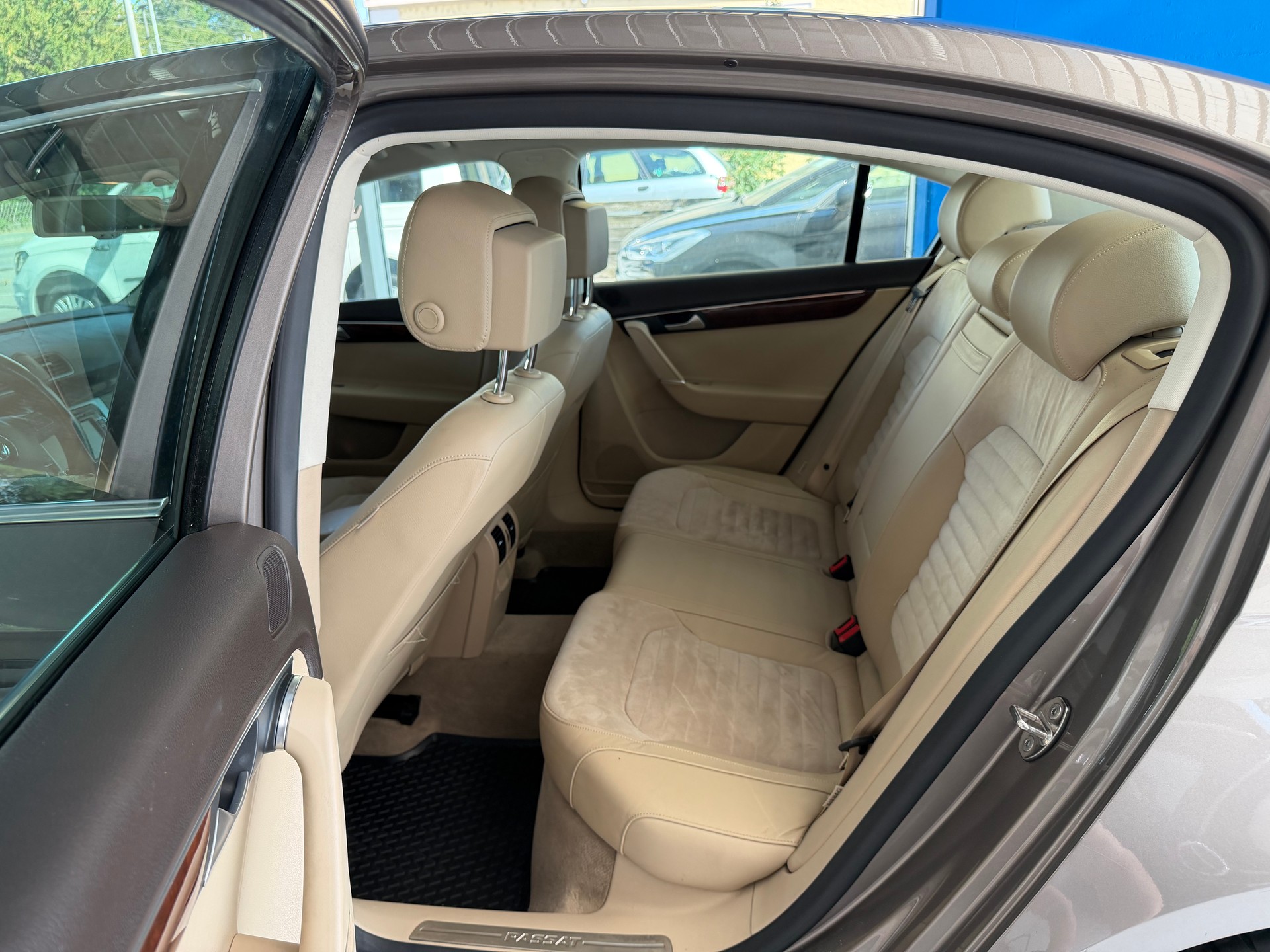 VW Passat 1.8 TSI Highline DSG-image-15