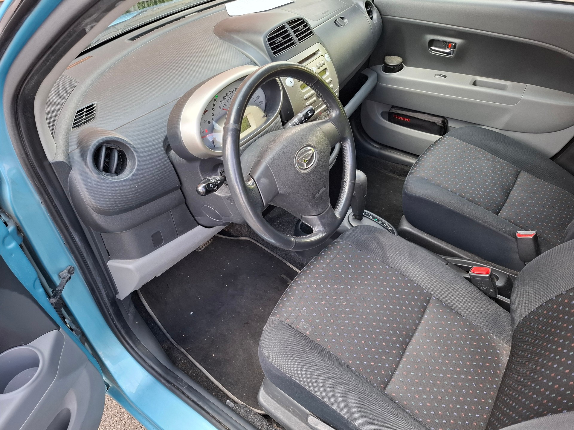 DAIHATSU Sirion 1.3 S eco-4WD Automatic-image-7