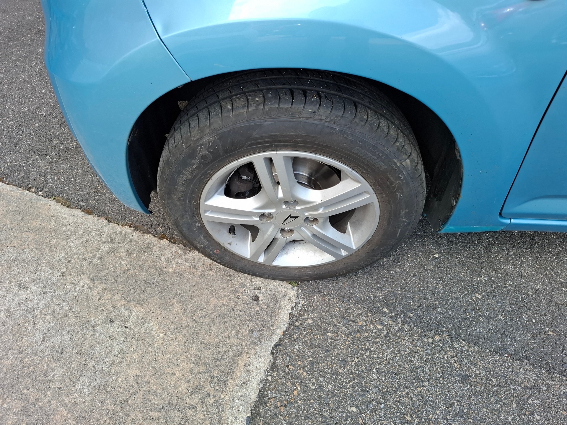 DAIHATSU Sirion 1.3 S eco-4WD Automatic-image-6