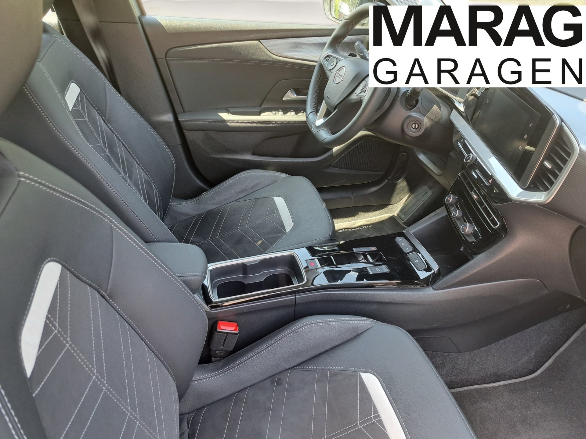 OPEL Mokka 1.2 Direct Injection Turbo Ultimate Aut.-image-8