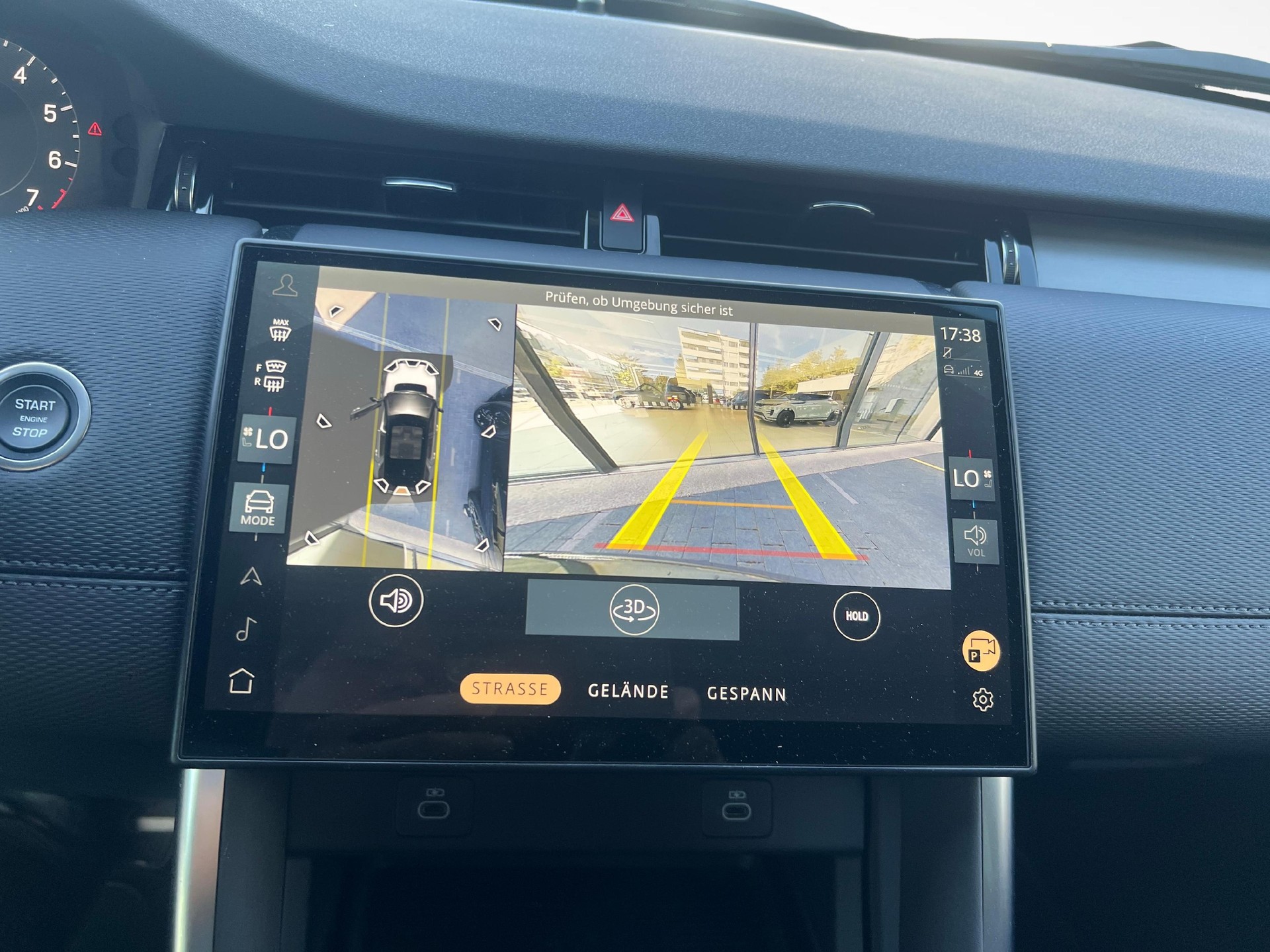 LAND ROVER Discovery Sport 1.5 T 270e Landmark-image-12