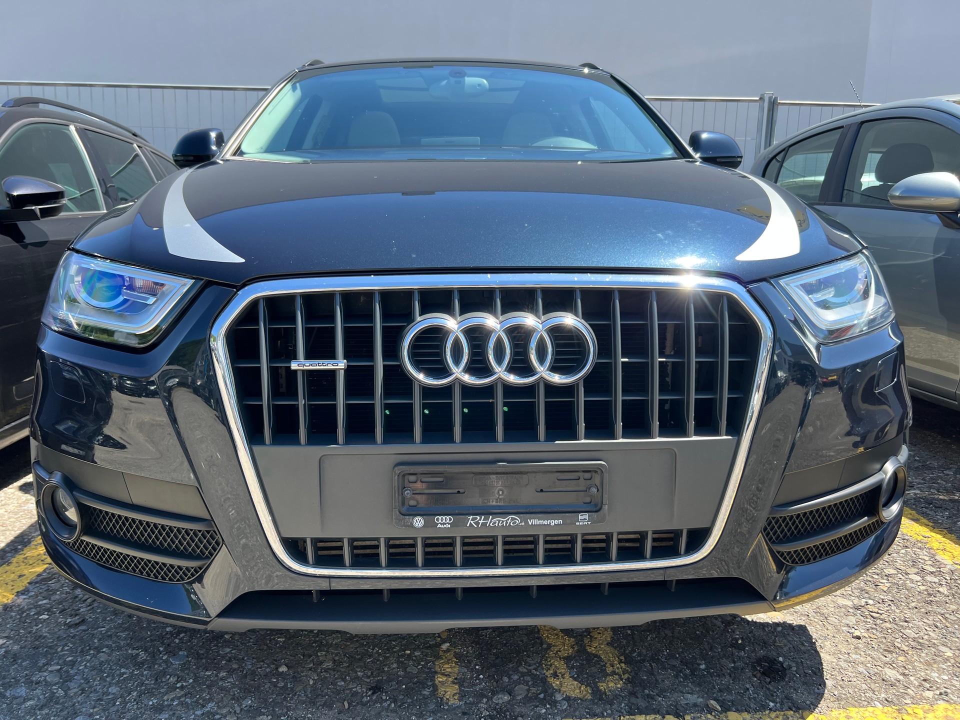 AUDI Q3 2.0 TDI quattro S-tronic-image-0