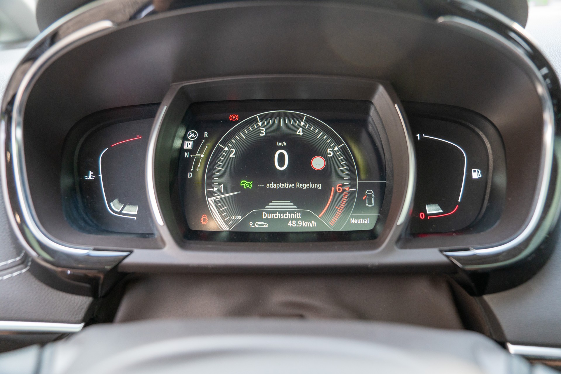 RENAULT Espace 1.6 TCe Initiale EDC 4-Control-image-17