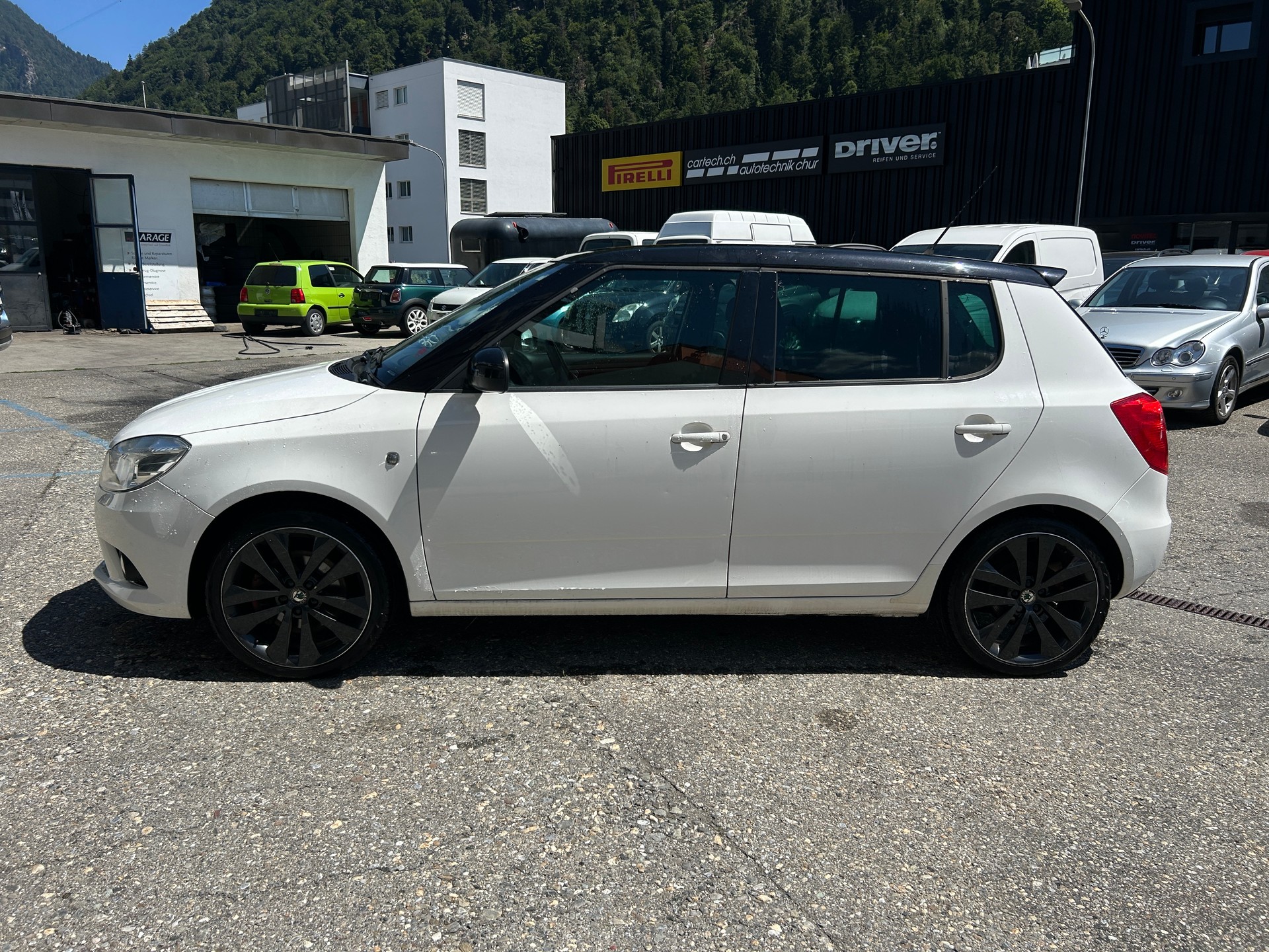SKODA Fabia 1.4 TSI RS DSG-image-2