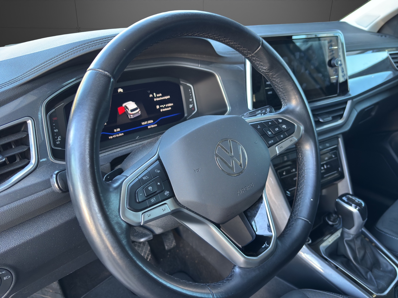 VW T-Roc 2.0 TSI Style DSG 4Motion-image-3