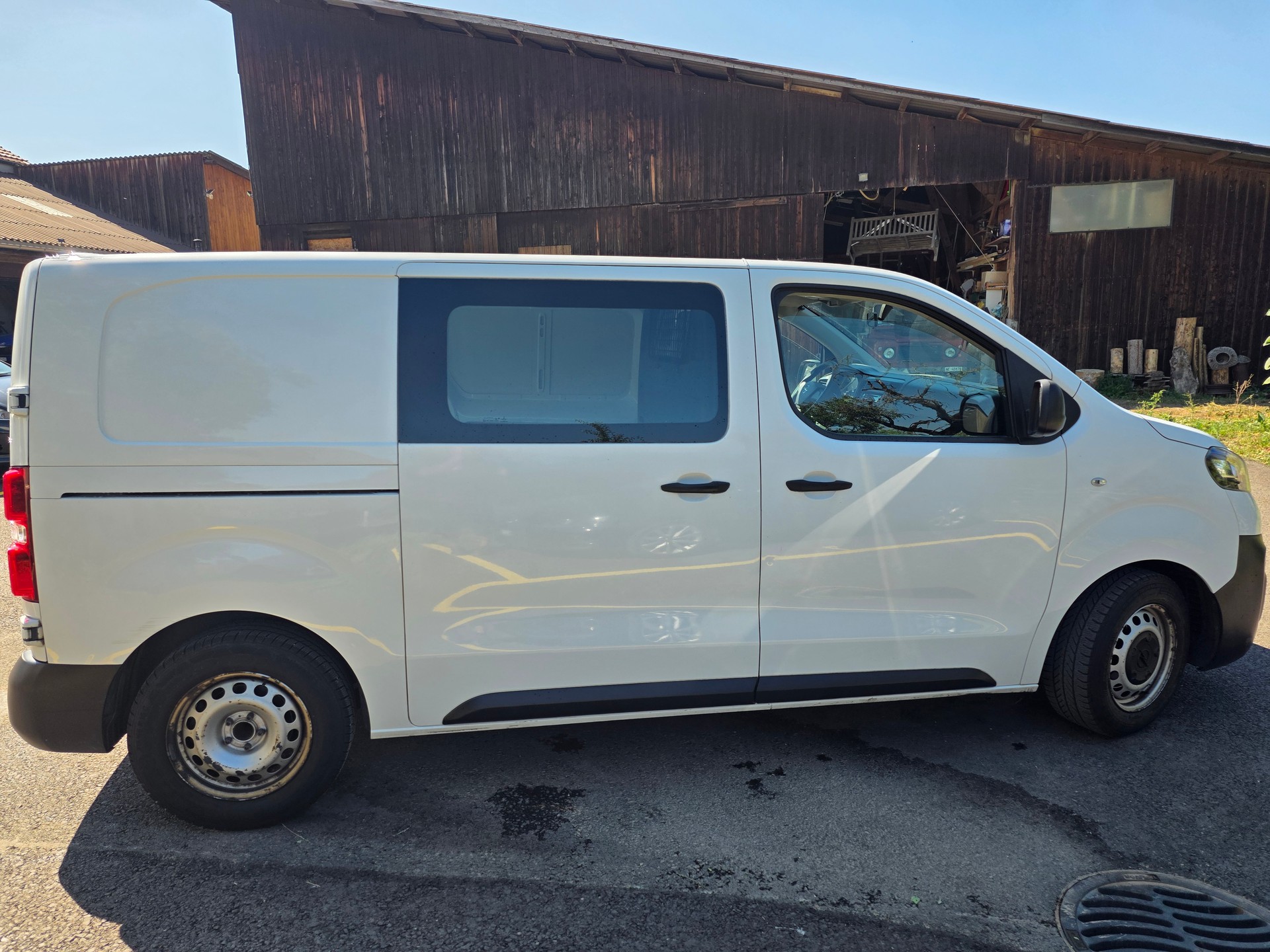 OPEL Vivaro Cargo 1.5 CDTI Essentia s/s DK variable M-image-1