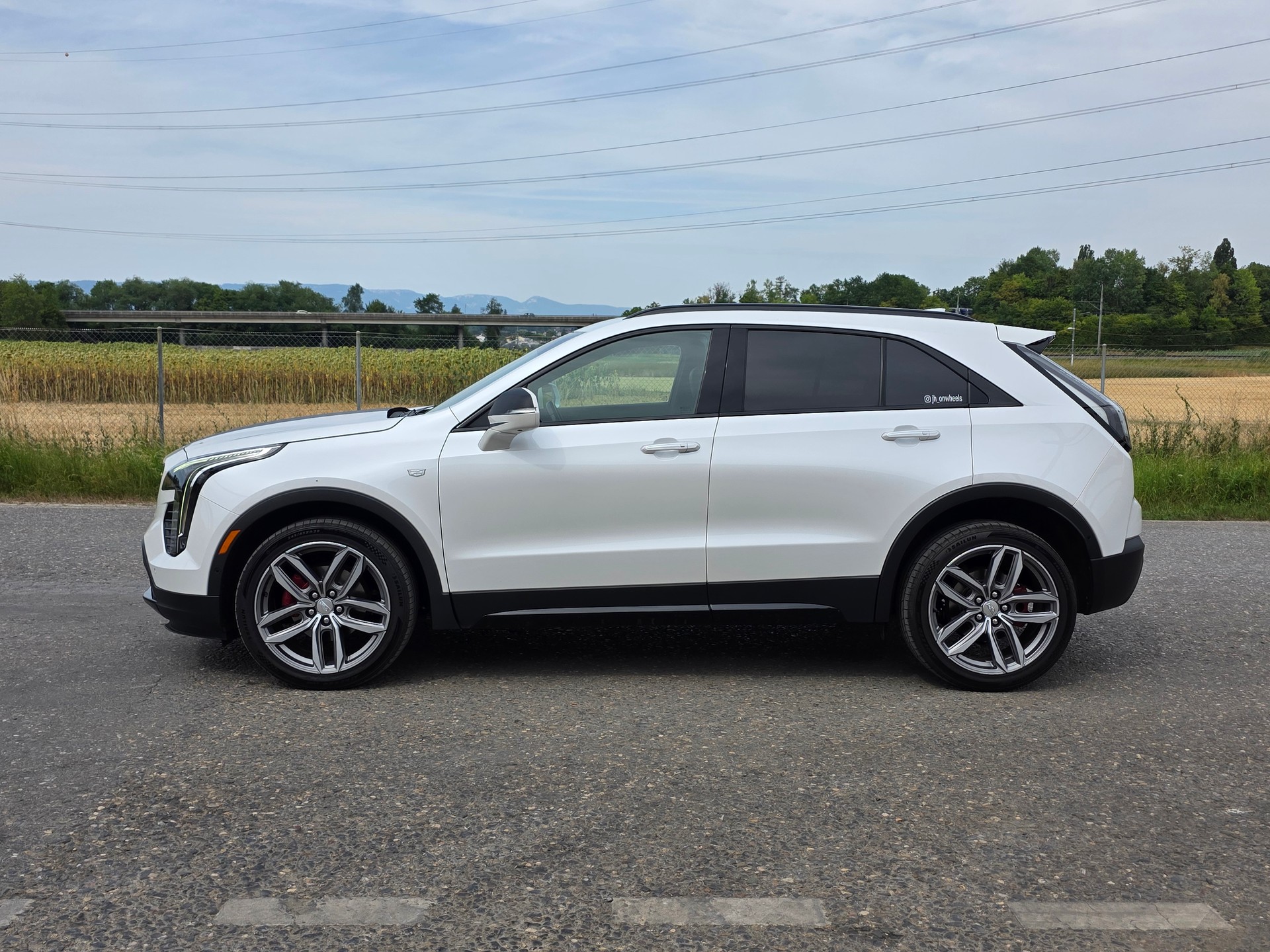 CADILLAC XT4 350T 2.0 Sport AWD Automat-image-2