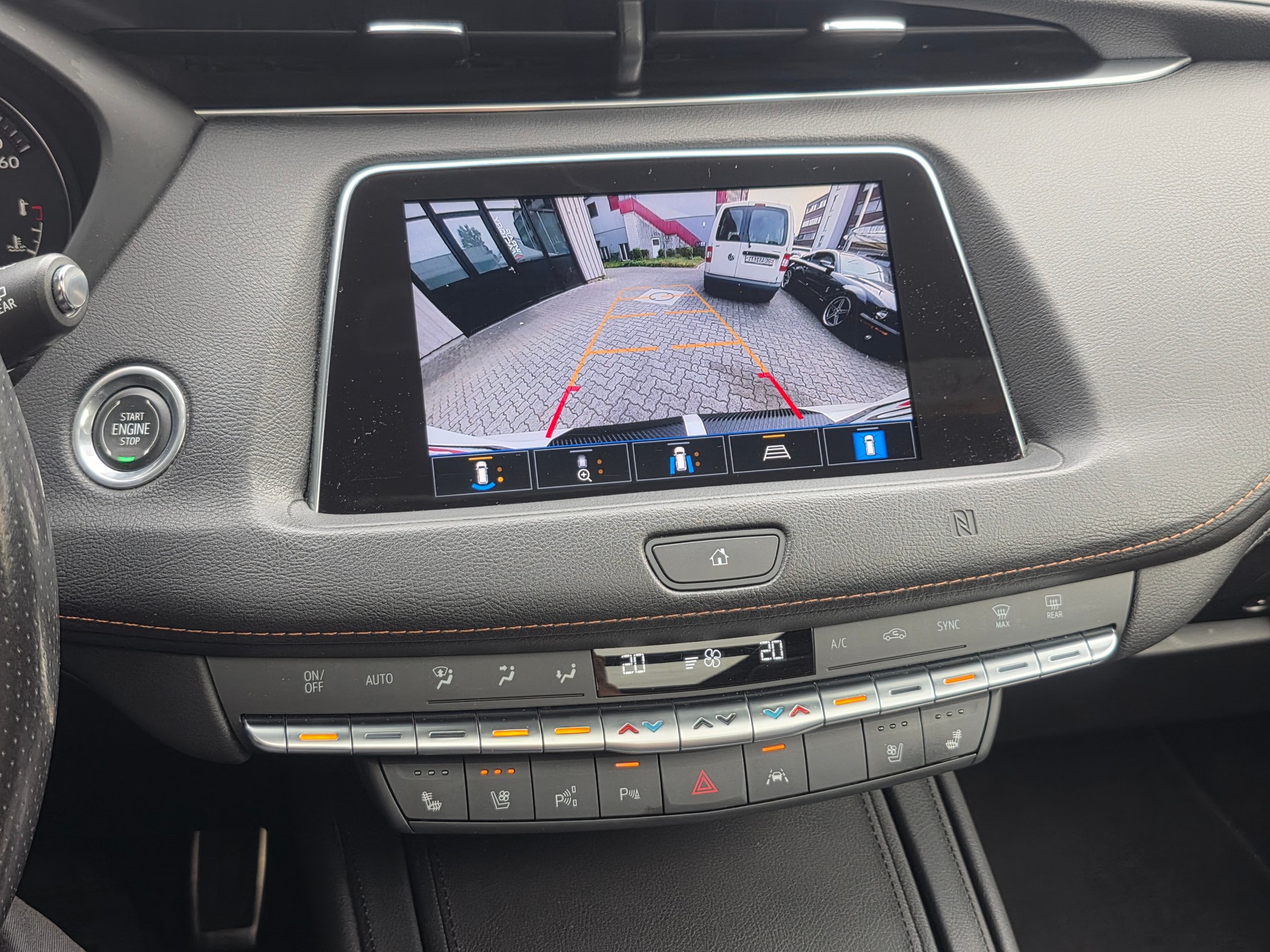 CADILLAC XT4 350T 2.0 Sport AWD Automat-image-15