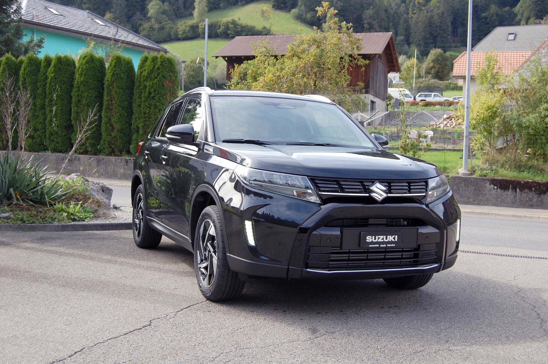SUZUKI Vitara 1.4 Boosterjet Compact Top 4x4 Hybrid Automatic-image-2