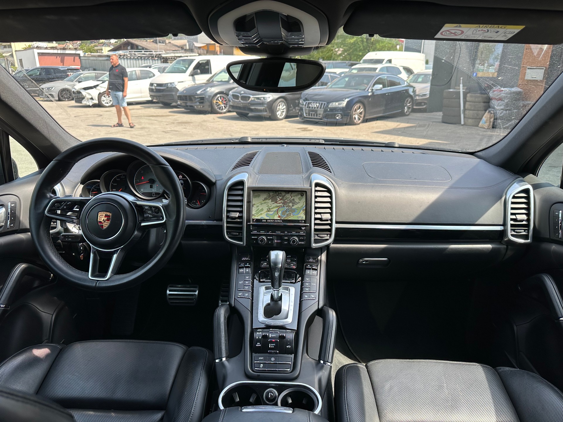 PORSCHE Cayenne S Diesel-image-11
