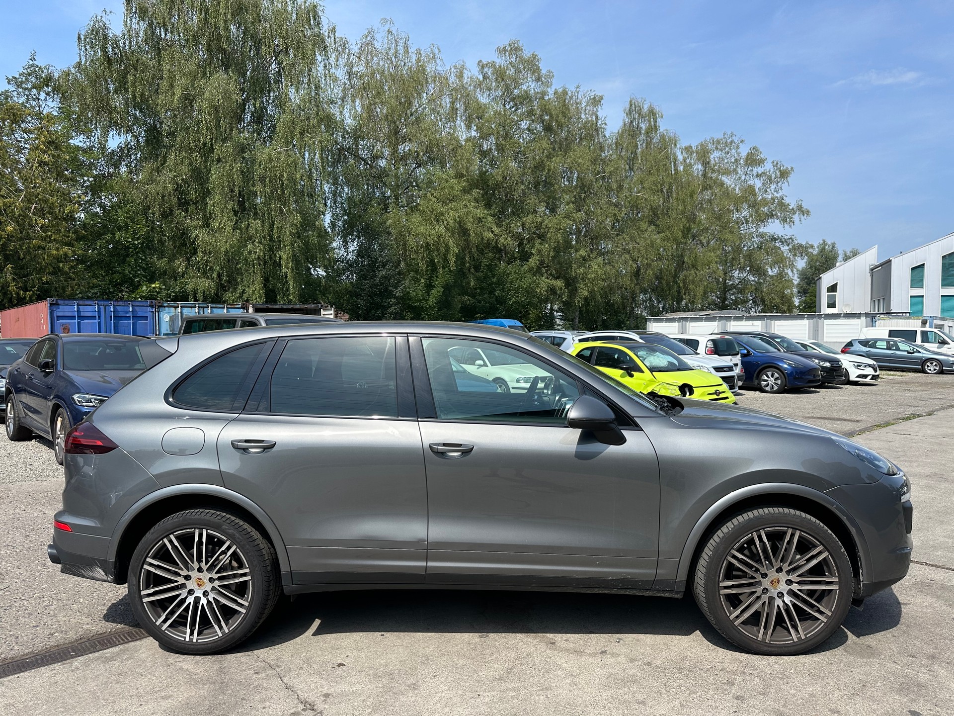 PORSCHE Cayenne S Diesel-image-2