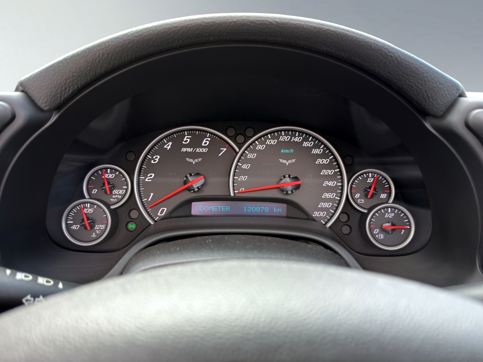 CHEVROLET Corvette 6.2 LS3 V8 Competition-image-9