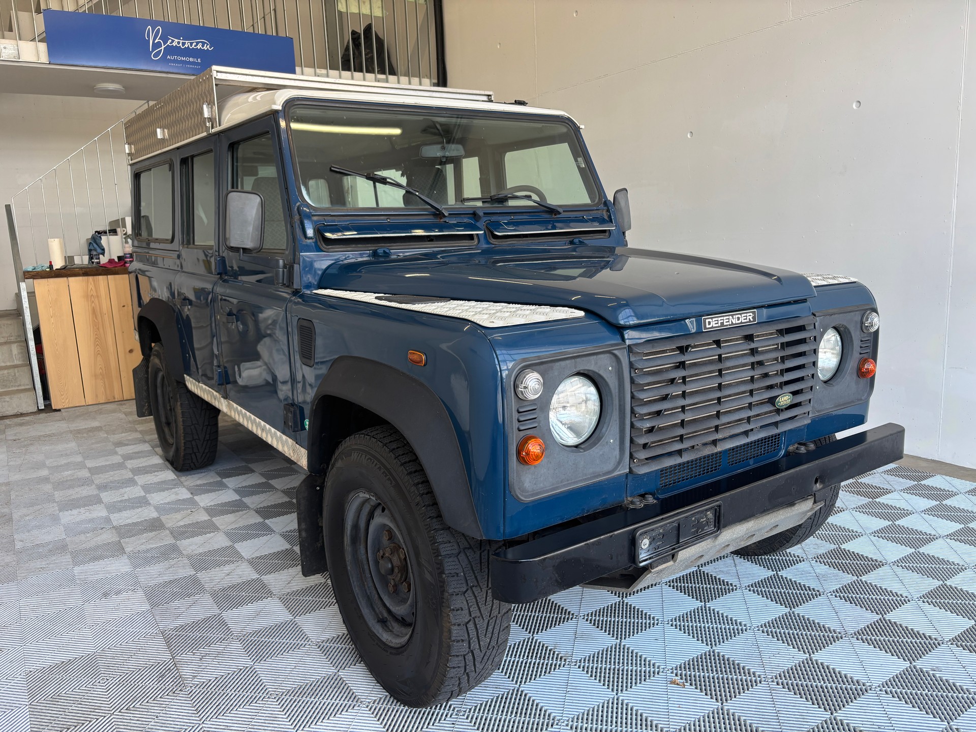 LAND ROVER Defender 110 SW 2.5 Td5-image-2