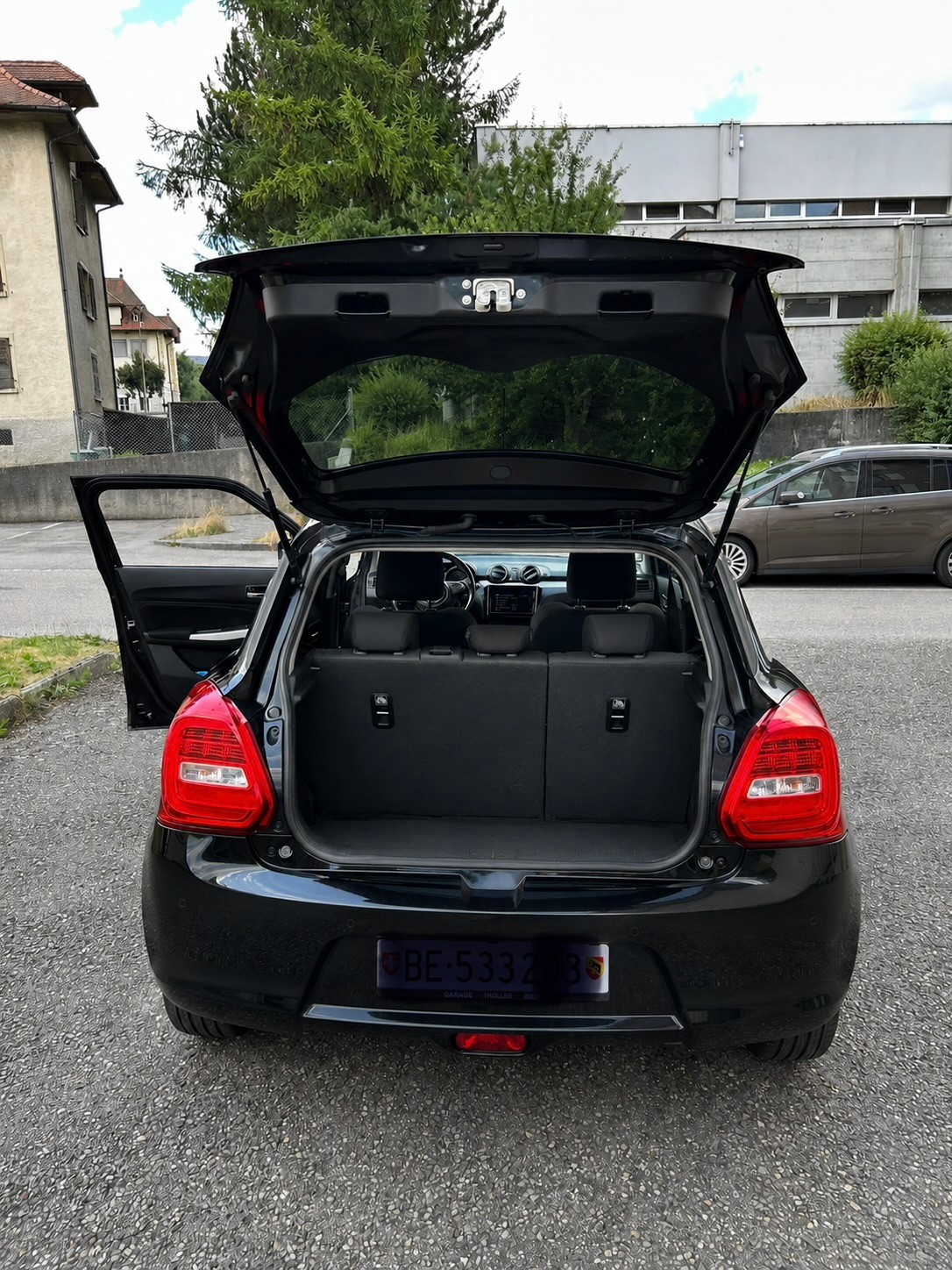 SUZUKI 1.2 Compact Top Hybrid 4x4-image-2