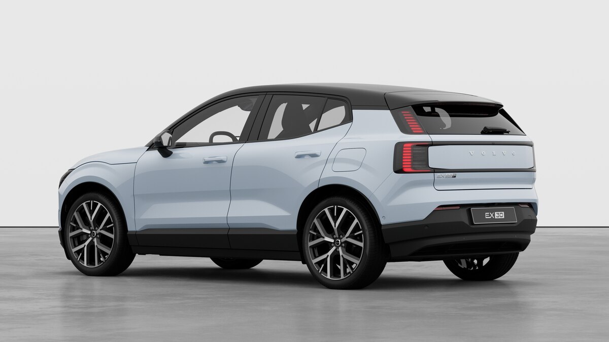 VOLVO EX 30 P8 Ultra AWD-image-1