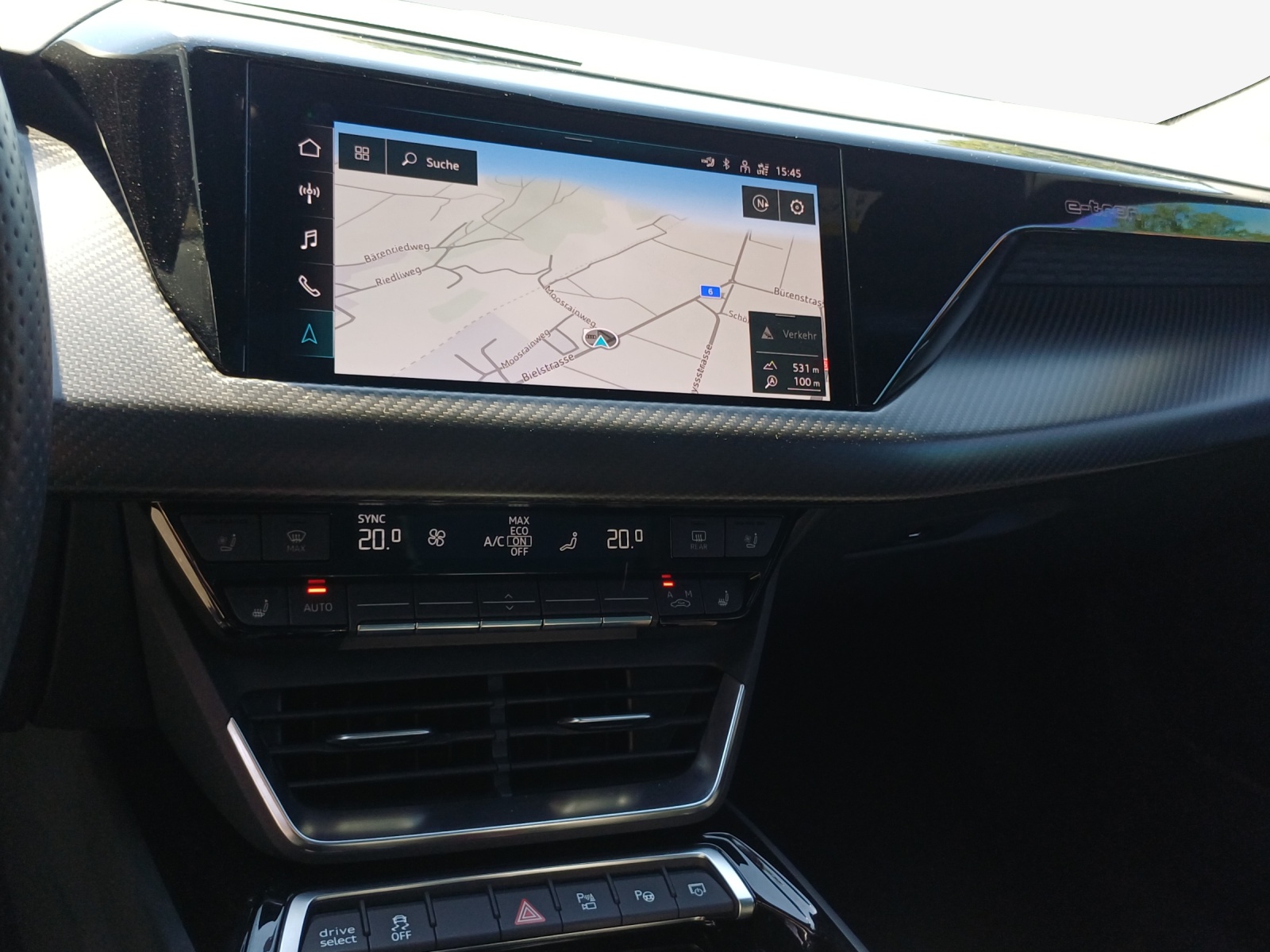 AUDI e-tron GT quattro-image-11