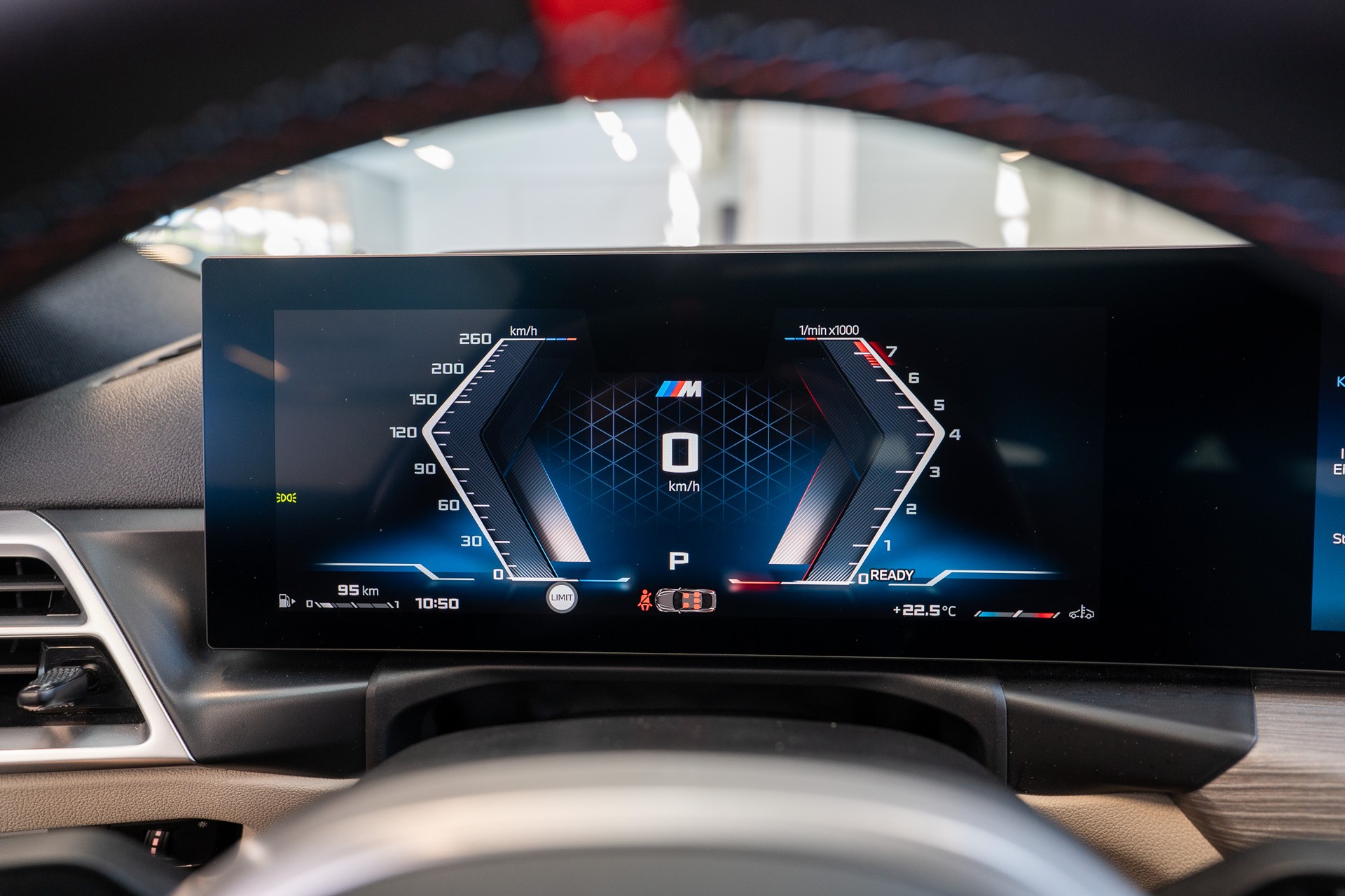 BMW M440i xDrive Gran Coupé / LCI / Panorama-Schiebedach / Head-Up Display-image-22